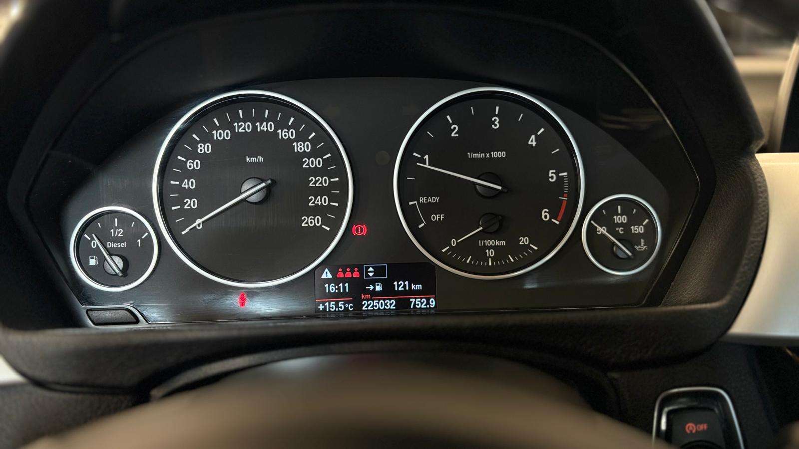 BMW 318 d Touring bj. 2015 Euro 6