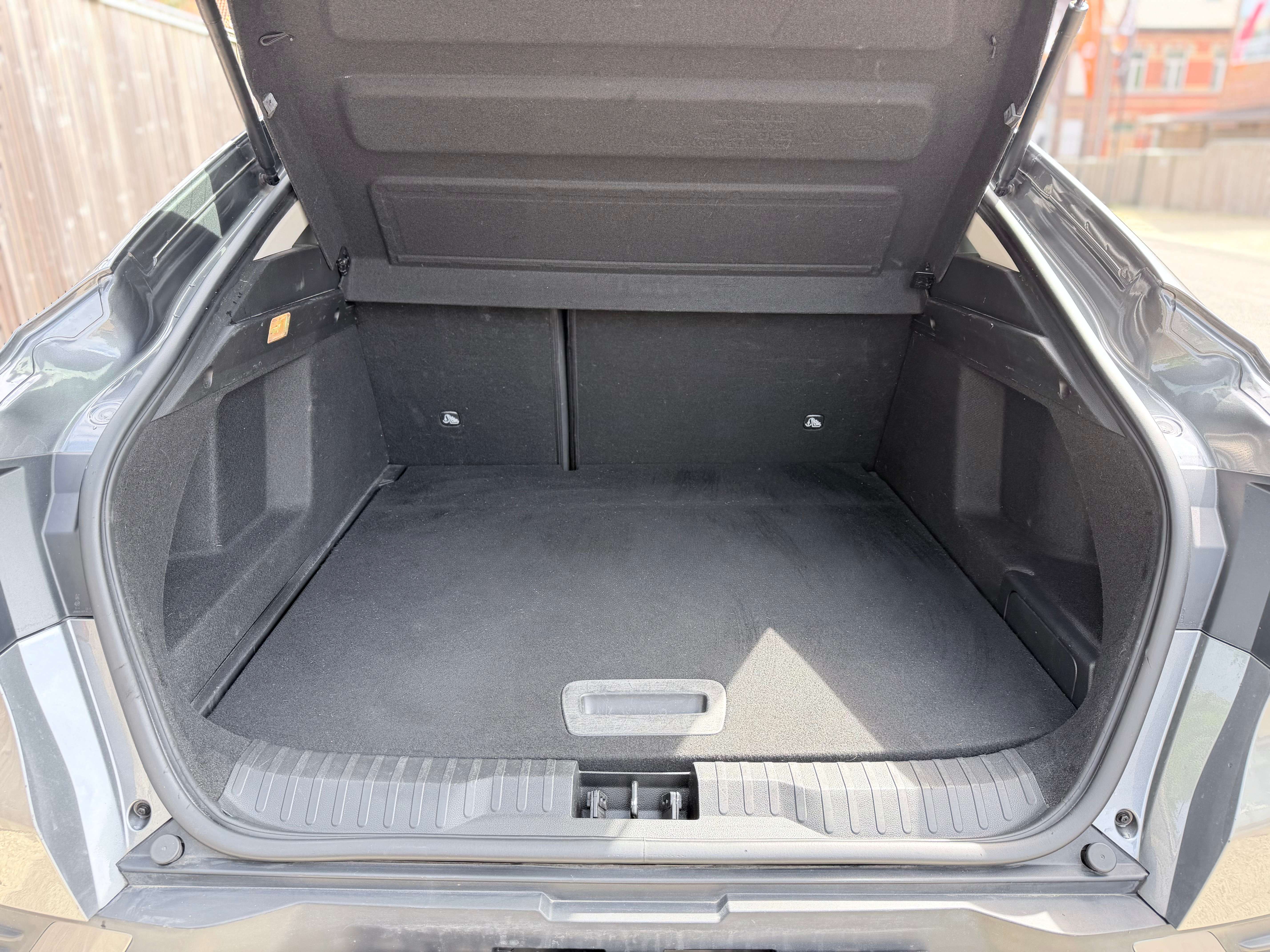 Renault Arkana E-TECH 1.6i INTENSE MHEV 18"/KEYLESS/FULL-LED/SAFETY/CAM/ZETELVERW.