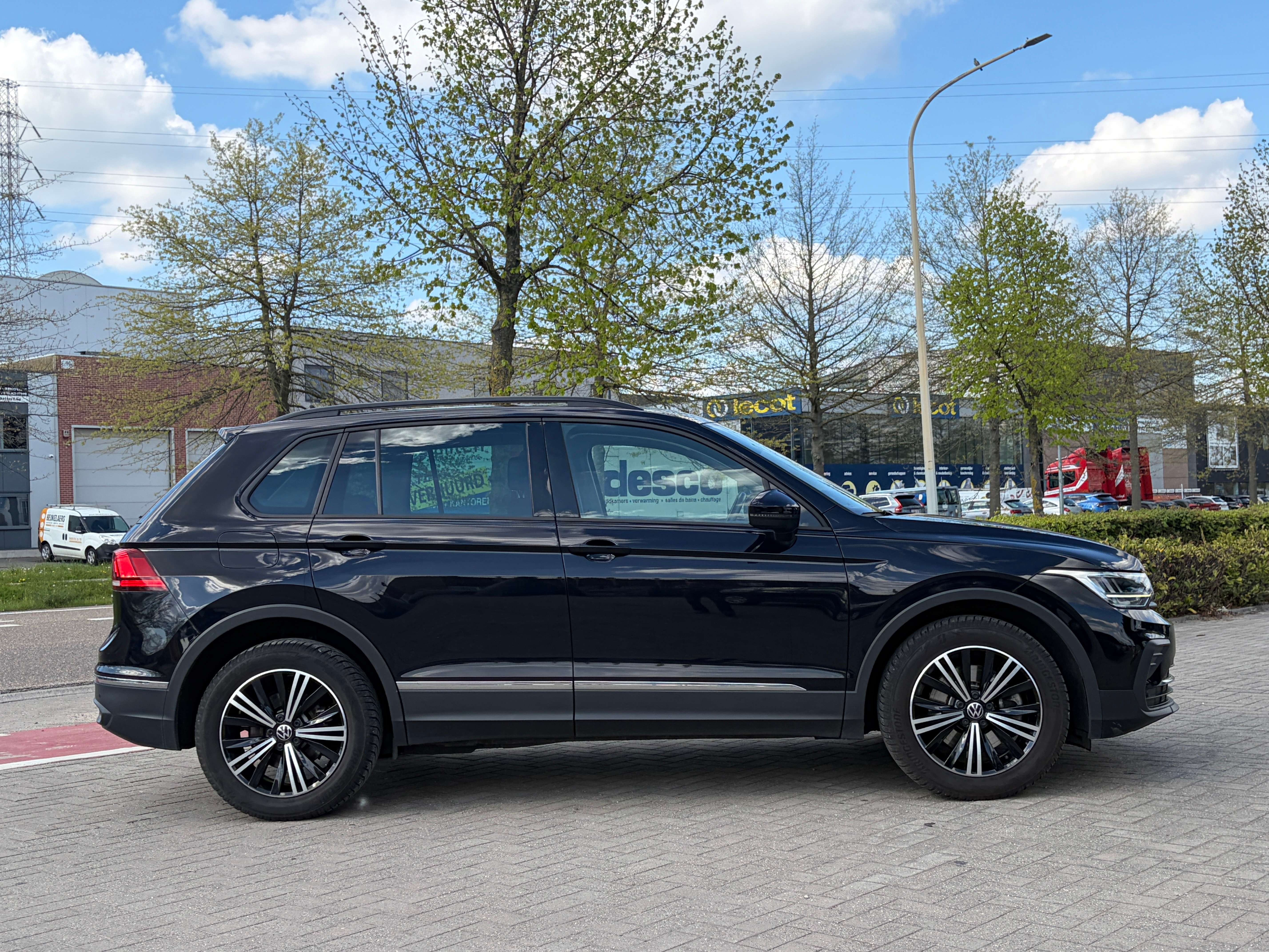 Volkswagen Tiguan eHybrid Plug-in 2WD, Adapt. cruise, Camera, Trekhaak, 1j Garantie