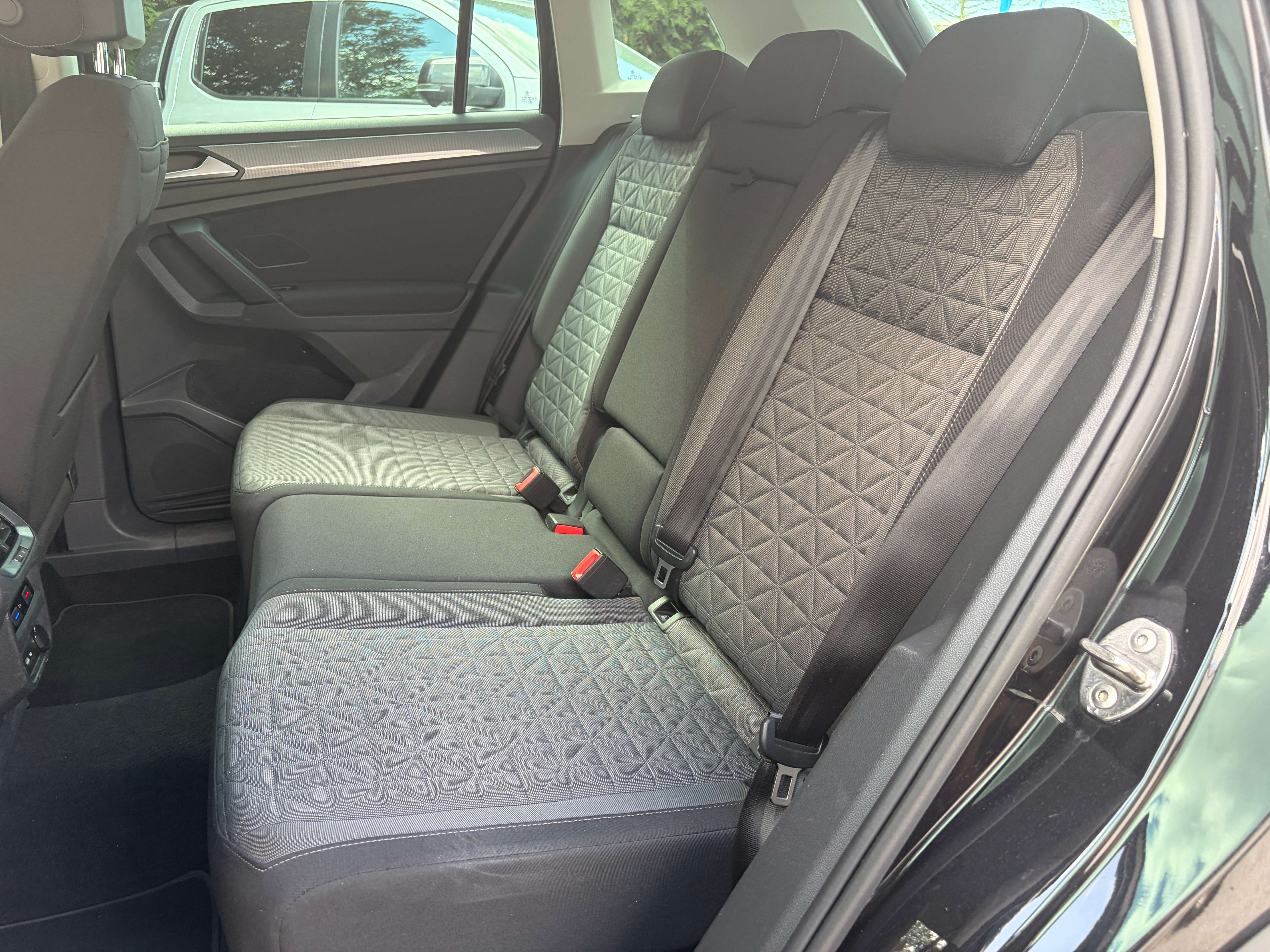 Volkswagen Tiguan eHybrid Plug-in 2WD, Adapt. cruise, Camera, Trekhaak, 1j Garantie