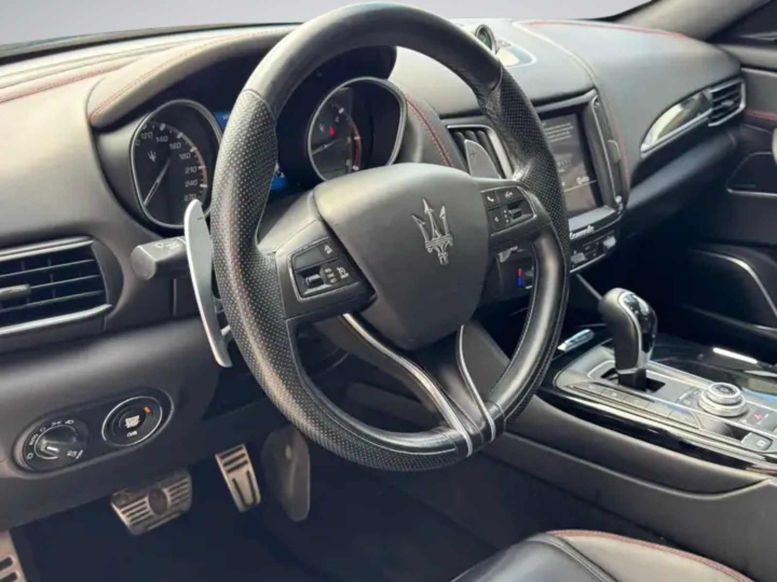 Maserati Levante 3.0 V6 Turbo / TOIT OUVRANT / GARANTIE 12 MOIS