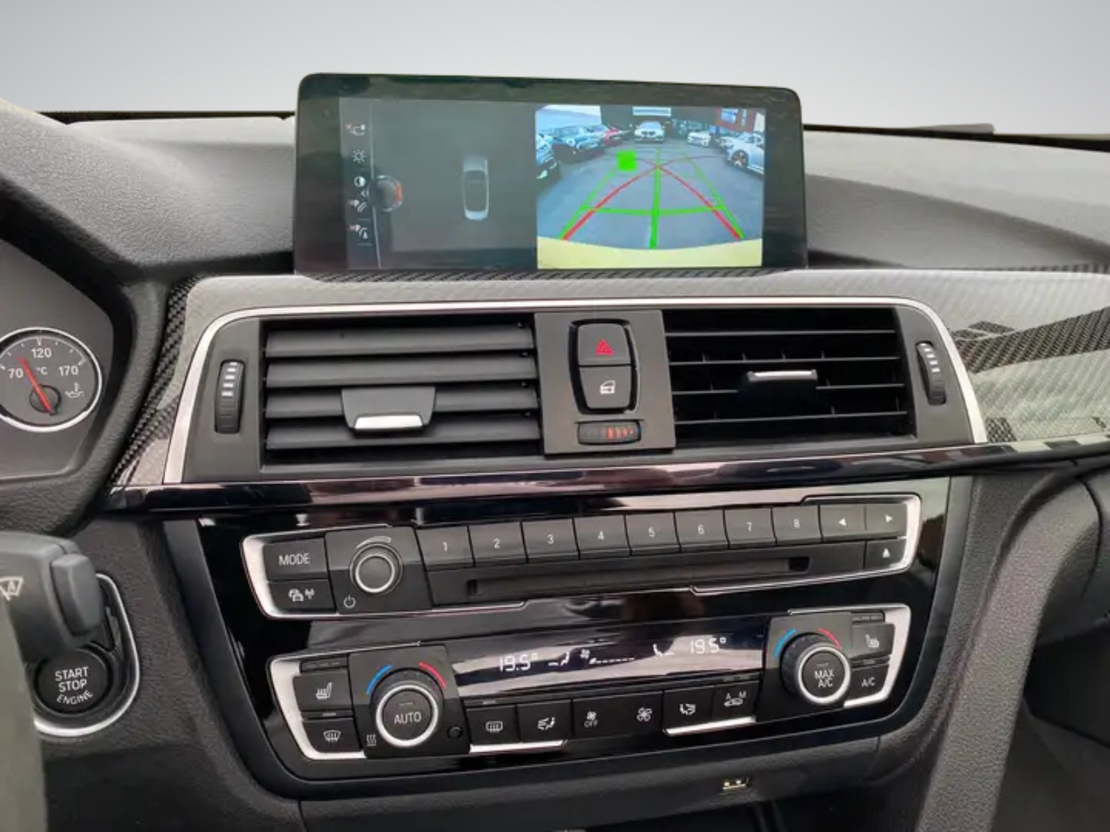 BMW M4 / COMPETITION / HARMAN KARDON / M PERFORMANCE
