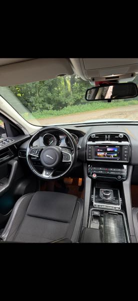 Jaguar F-pace 2.0 D 180 10CV R-SPORT 4X4 BVA8