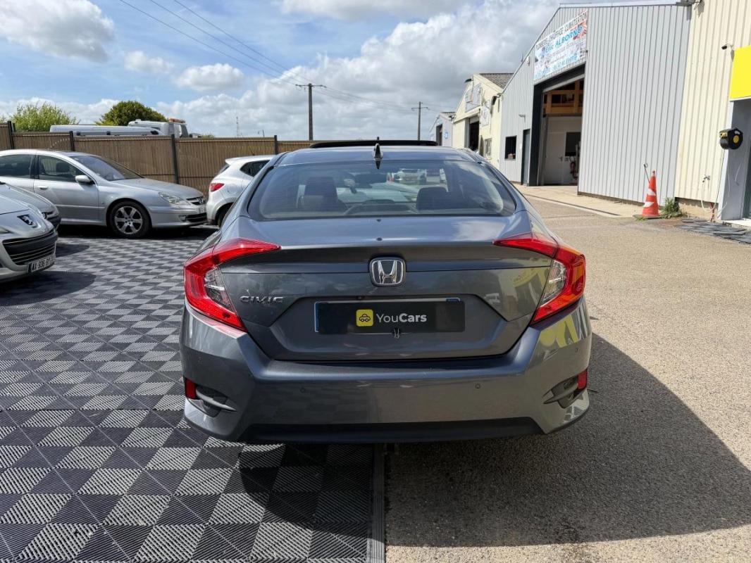 Honda Civic 1.5 IVTEC 180 PRESTIGE CVT BVA -TOIT OUVRANT-CAMERA DE RECUL SIEGES CHAUFFANTS AV/AR