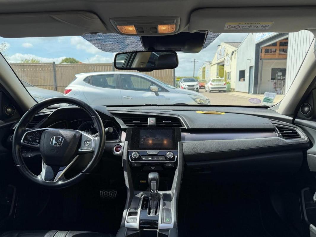 Honda Civic 1.5 IVTEC 180 PRESTIGE CVT BVA -TOIT OUVRANT-CAMERA DE RECUL SIEGES CHAUFFANTS AV/AR