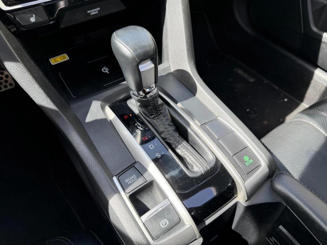 Honda Civic 1.5 IVTEC 180 PRESTIGE CVT BVA -TOIT OUVRANT-CAMERA DE RECUL SIEGES CHAUFFANTS AV/AR