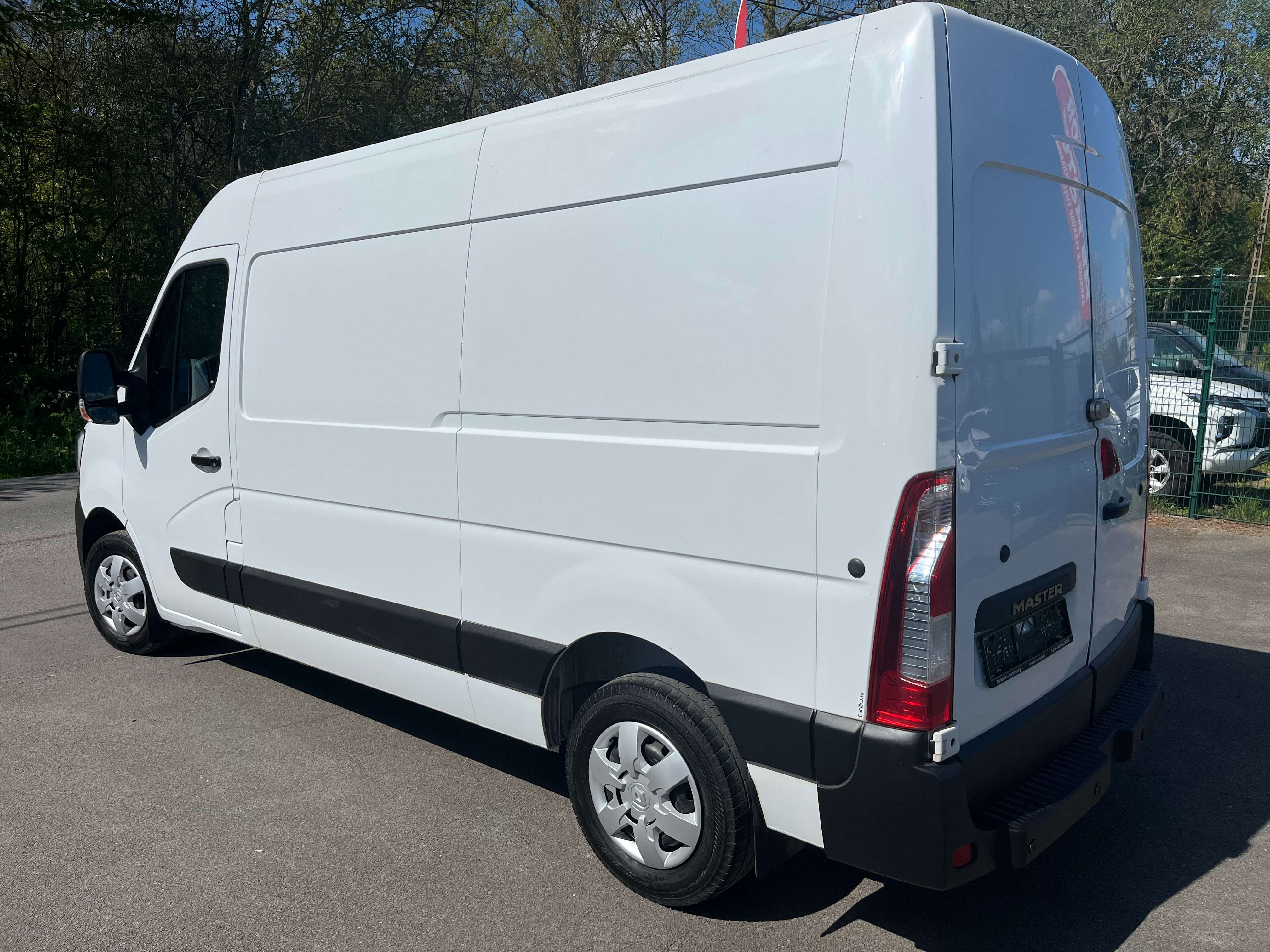 Renault Master L2H2 TDCI 17851€+BTW/TVA