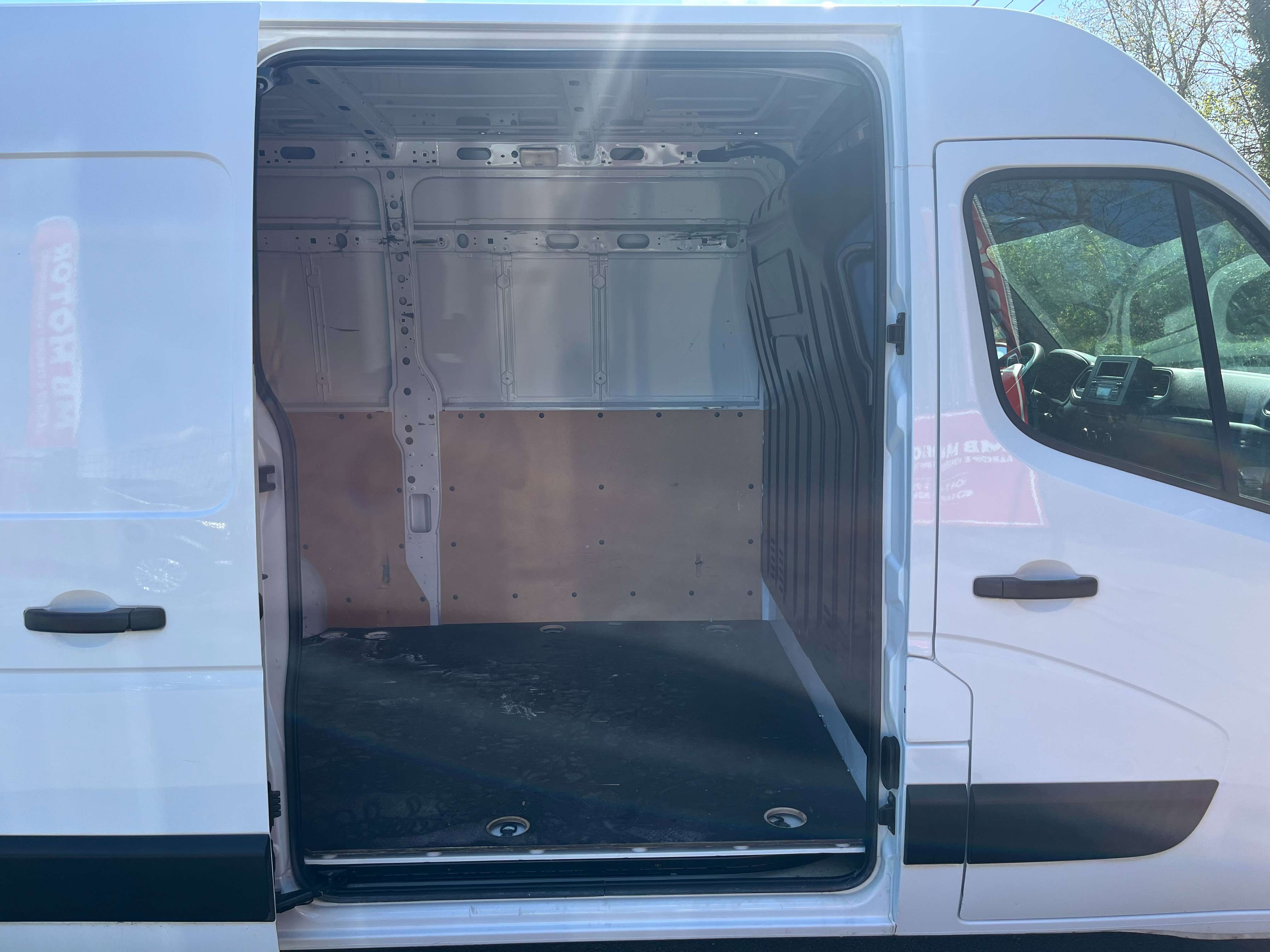 Renault Master L2H2 TDCI 17851€+BTW/TVA
