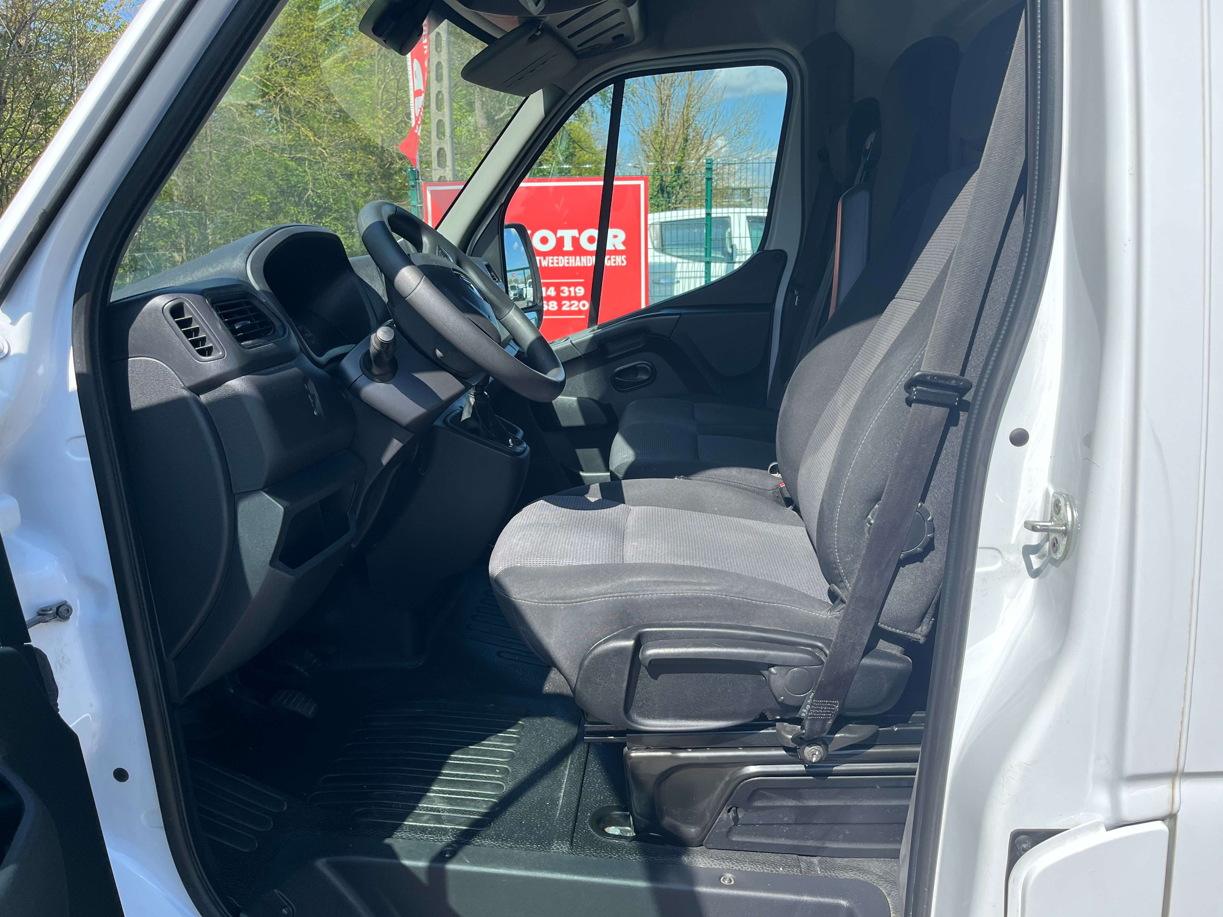 Renault Master L2H2 TDCI 17851€+BTW/TVA