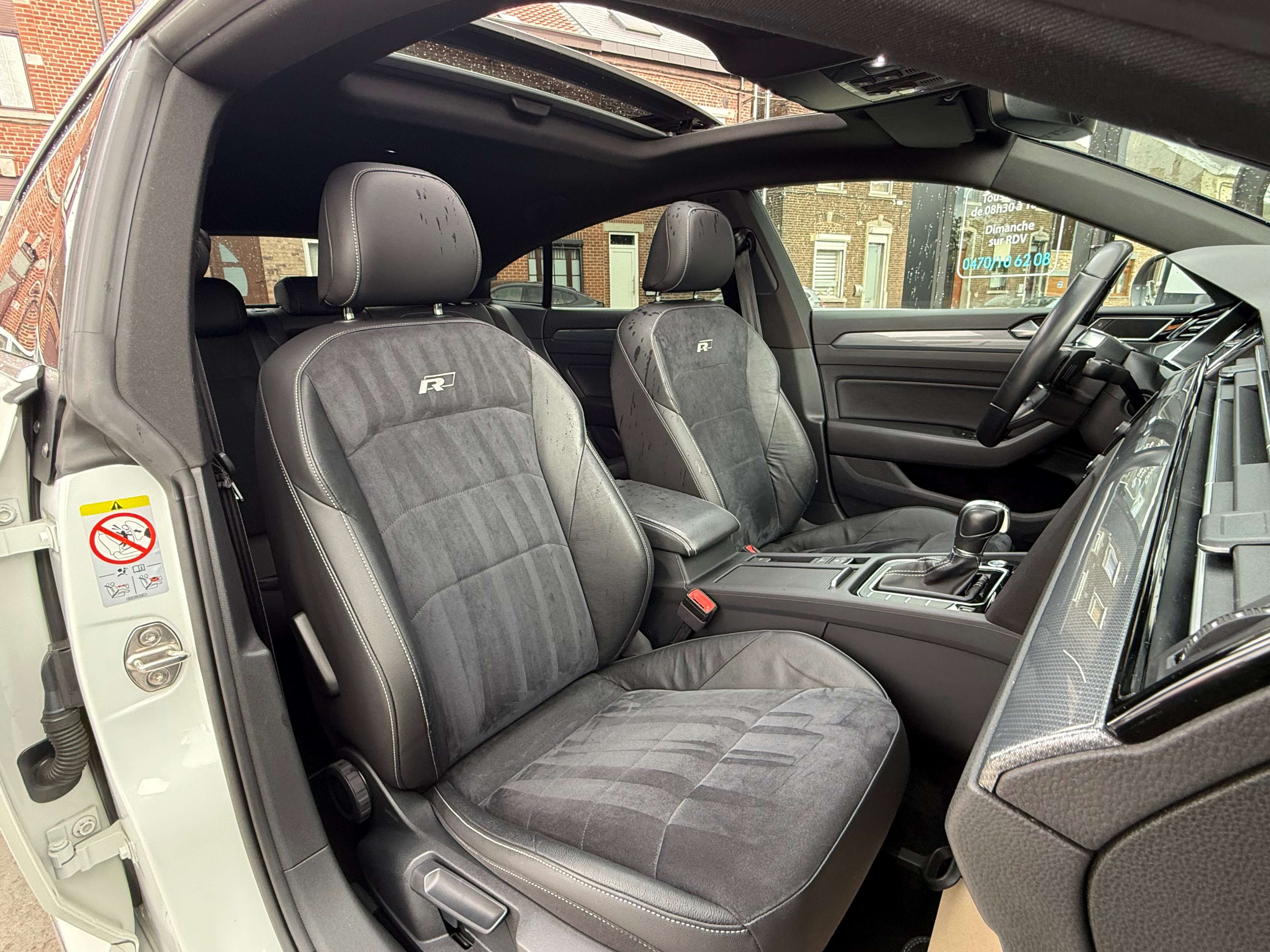 Volkswagen Arteon 2.0 TSI R-Line DSG TOIT PANORAMIQUE - COCKPIT - LINE ASS. - FRONT ASS. - DISTRONIC - CAMERA - FULL OPTION