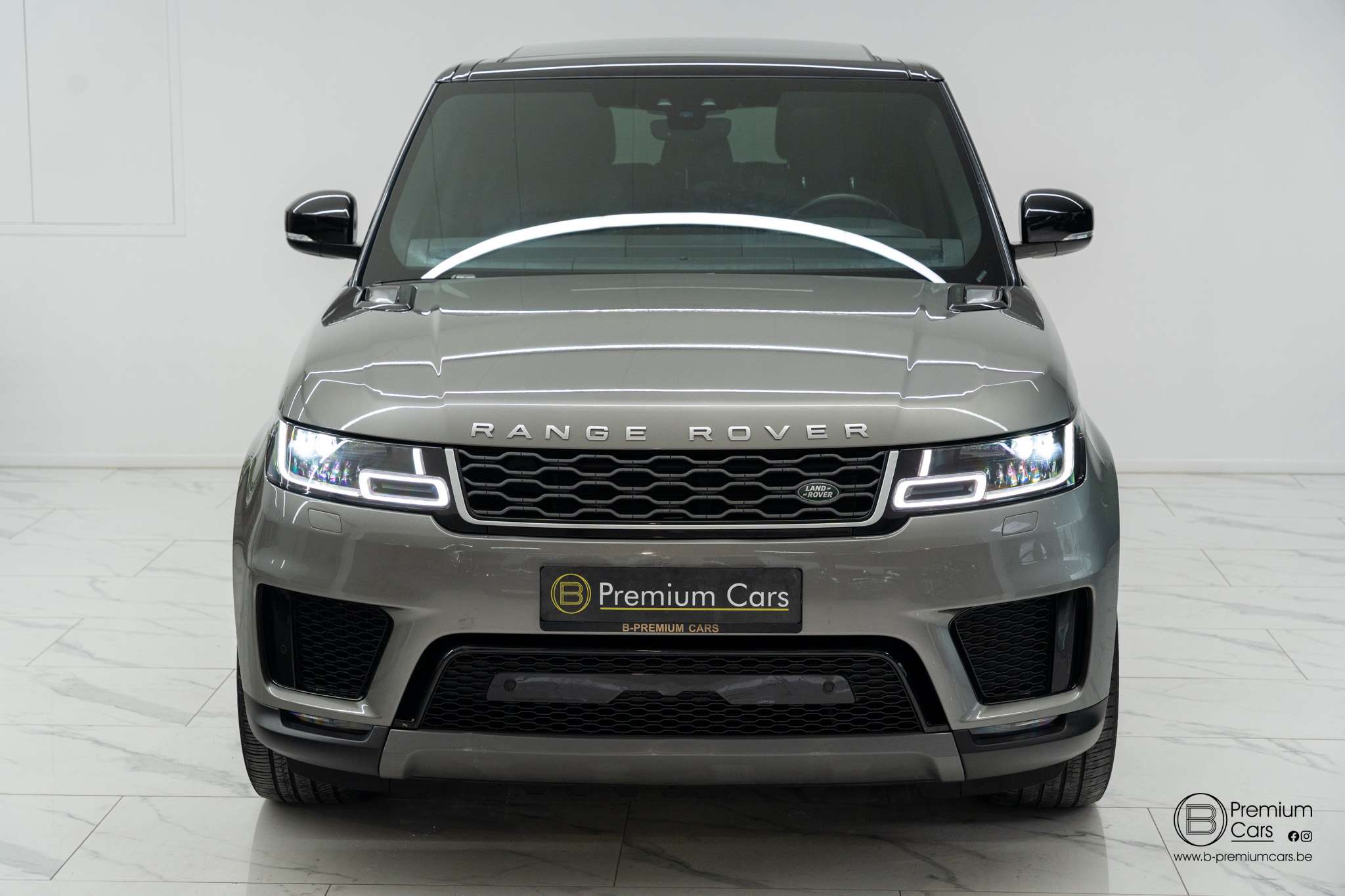 Land Rover Range Rover Sport HSE D250 Black pack! Pano, Cruise, Camera, Full Options!