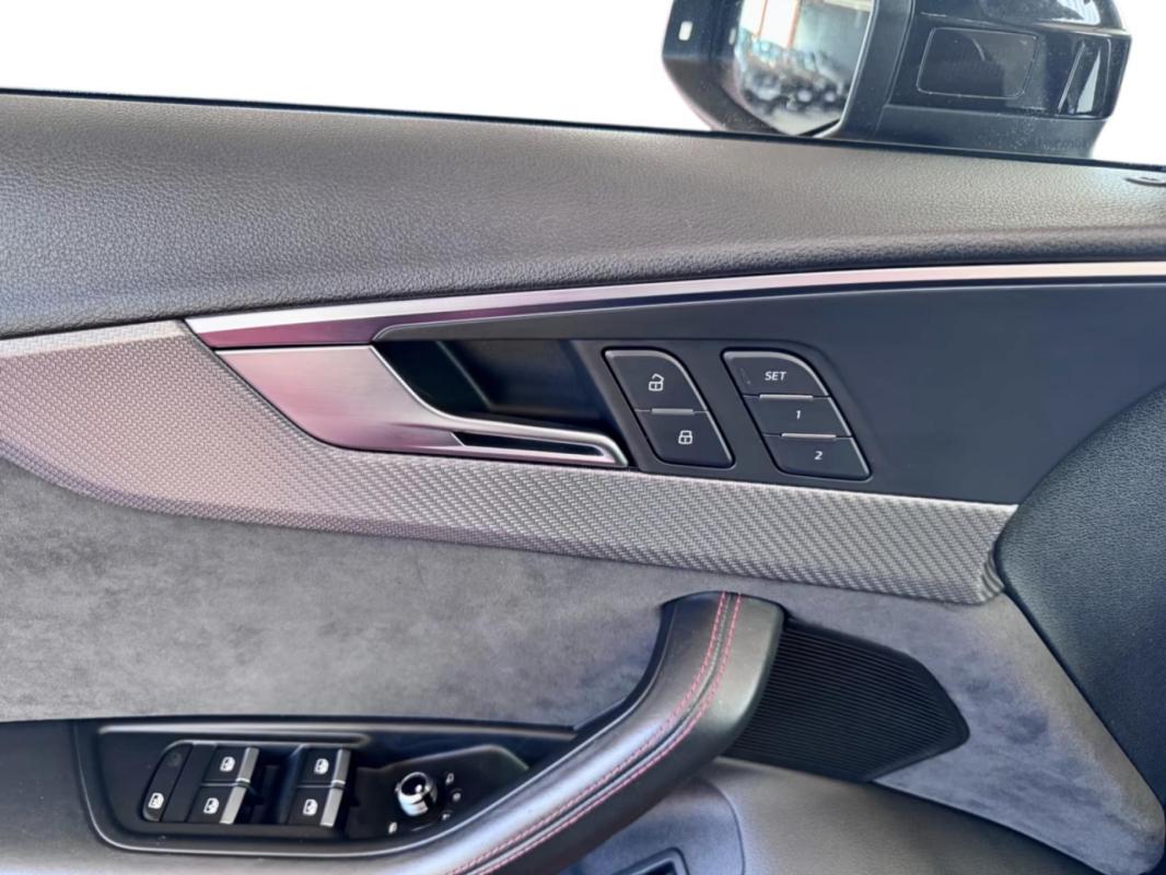 Audi A4 RS4 Avant Quattro 2.9 V6 TFSI - BVA Tiptronic BREAK / SUIVI GARANTIE +15000E d'options