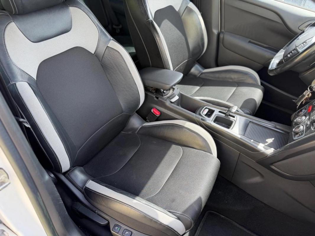 Ds 4 1.6 E-HDI 115 REVISION OK - SIEGE MASSANT RADAR DE RECUL CLIMATISATION AUTO