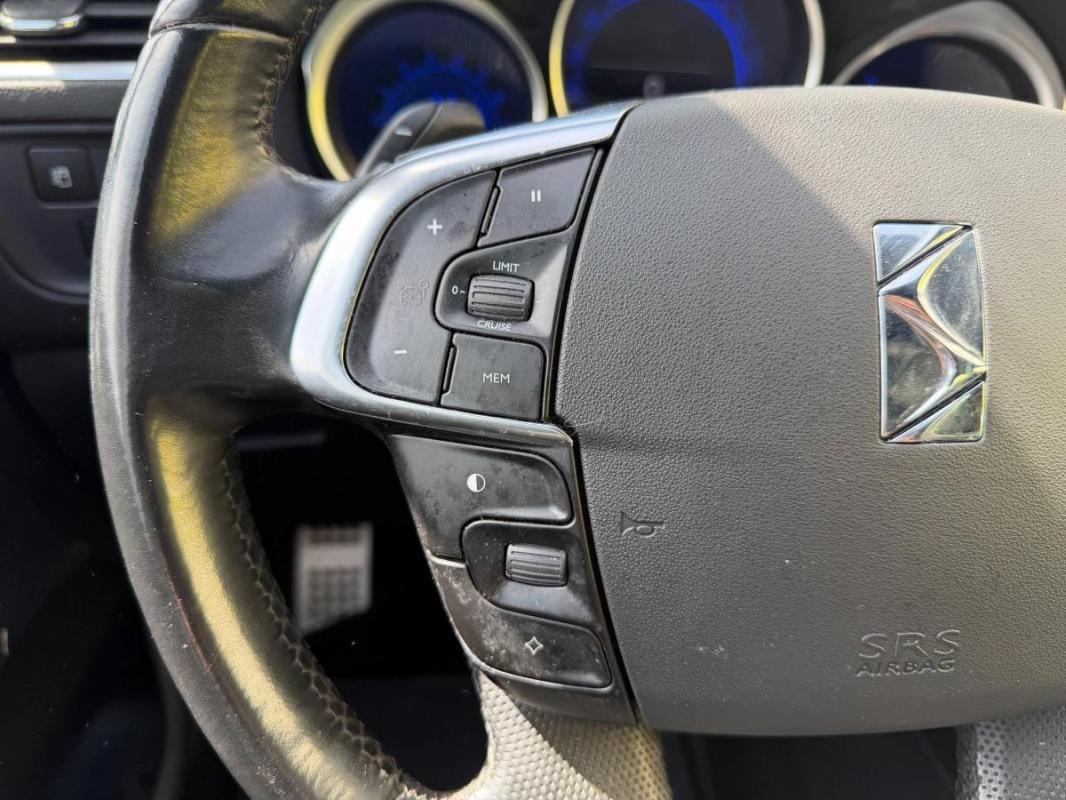 Ds 4 1.6 E-HDI 115 REVISION OK - SIEGE MASSANT RADAR DE RECUL CLIMATISATION AUTO