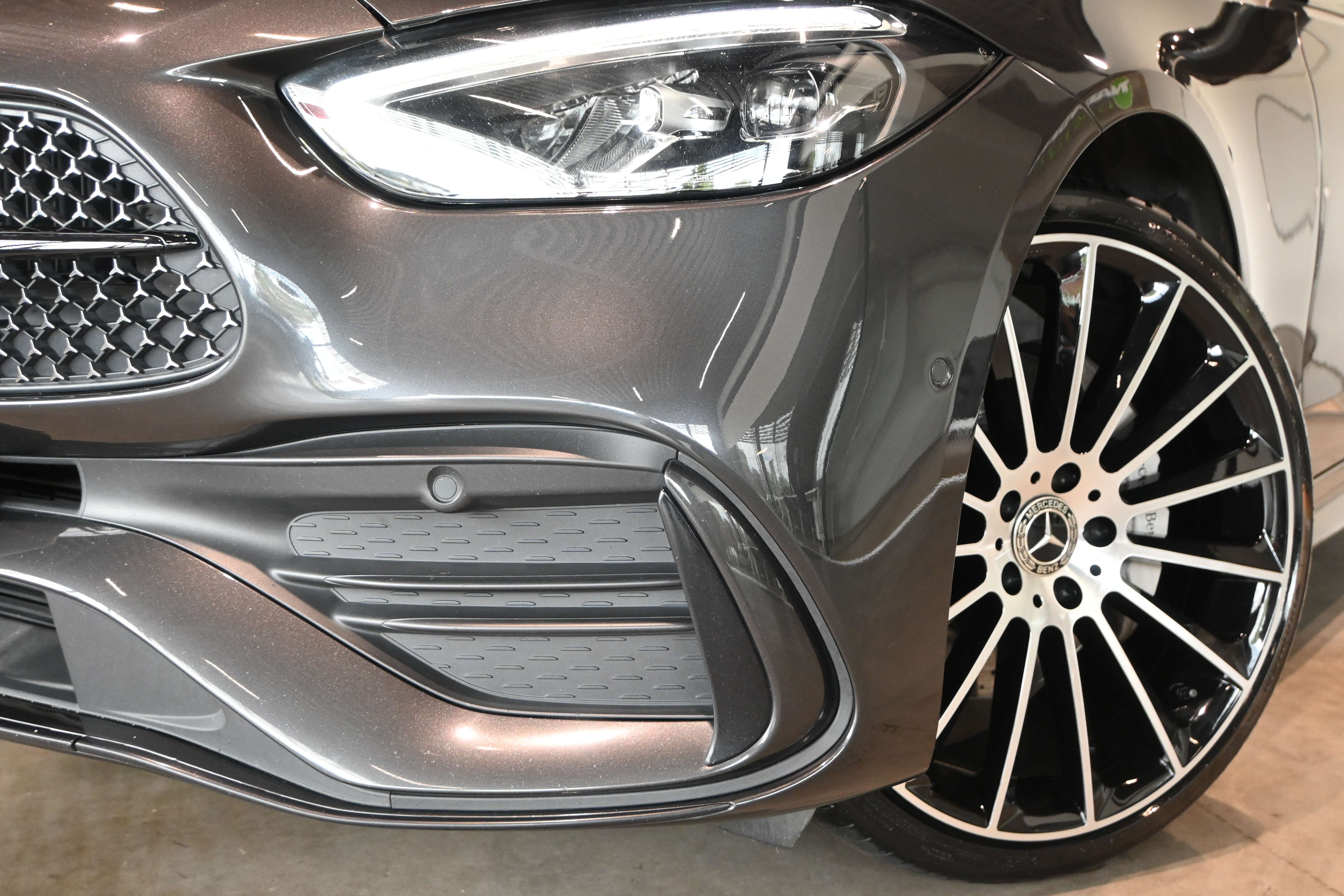 Mercedes-Benz C 300 e Break AMG-Line **LED/ALCANTARA/CAM/NAV/DAB/ACC/MEMORY**