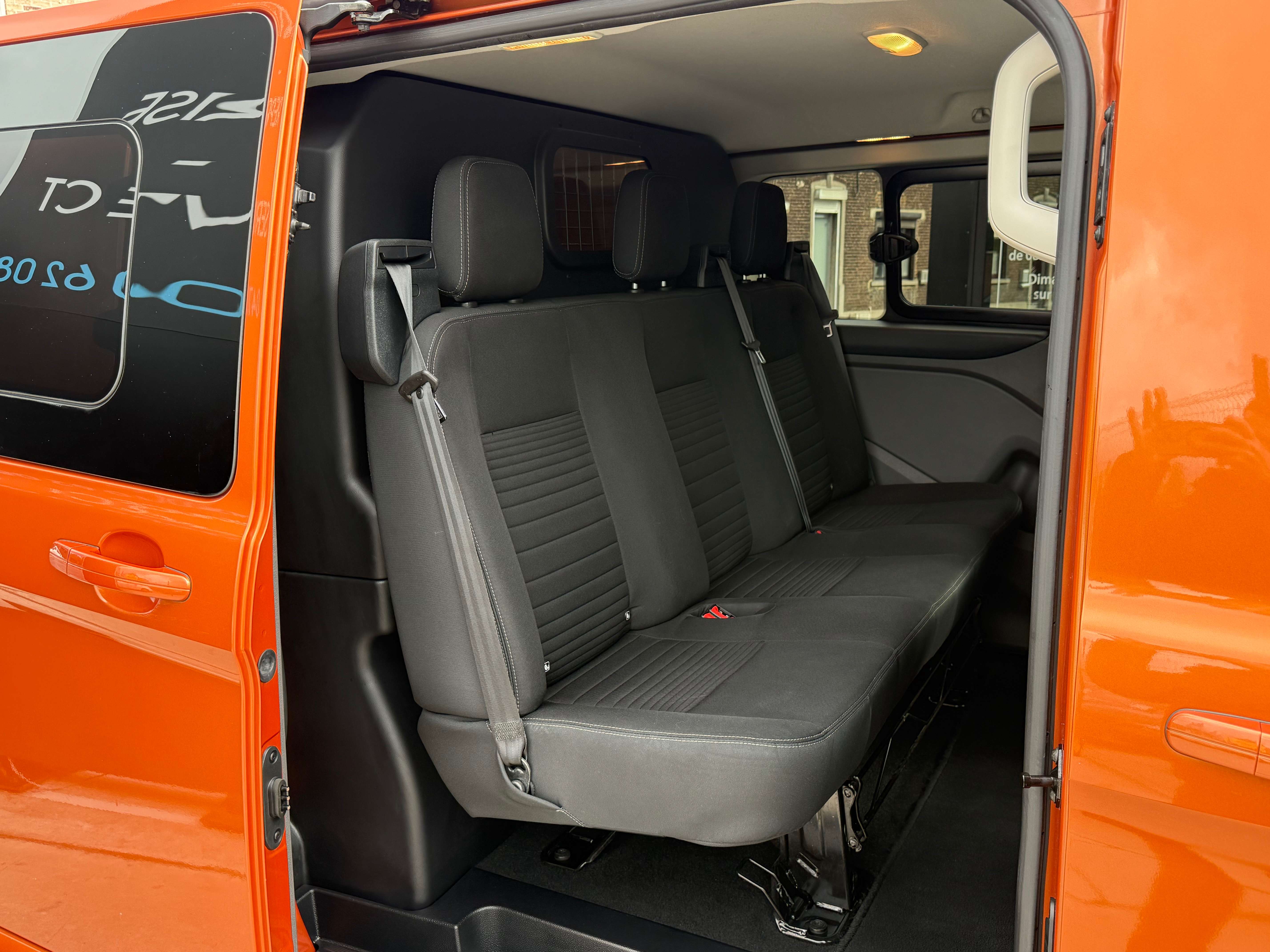 Ford Transit Custom 2.0 TDCi L2H1 170CV LONG CHASSIS - TVAC*BTWIN BOITE AUTO - BLIS - LINE ASS. - NAVIGATION - CAMERA - FULL OPTION