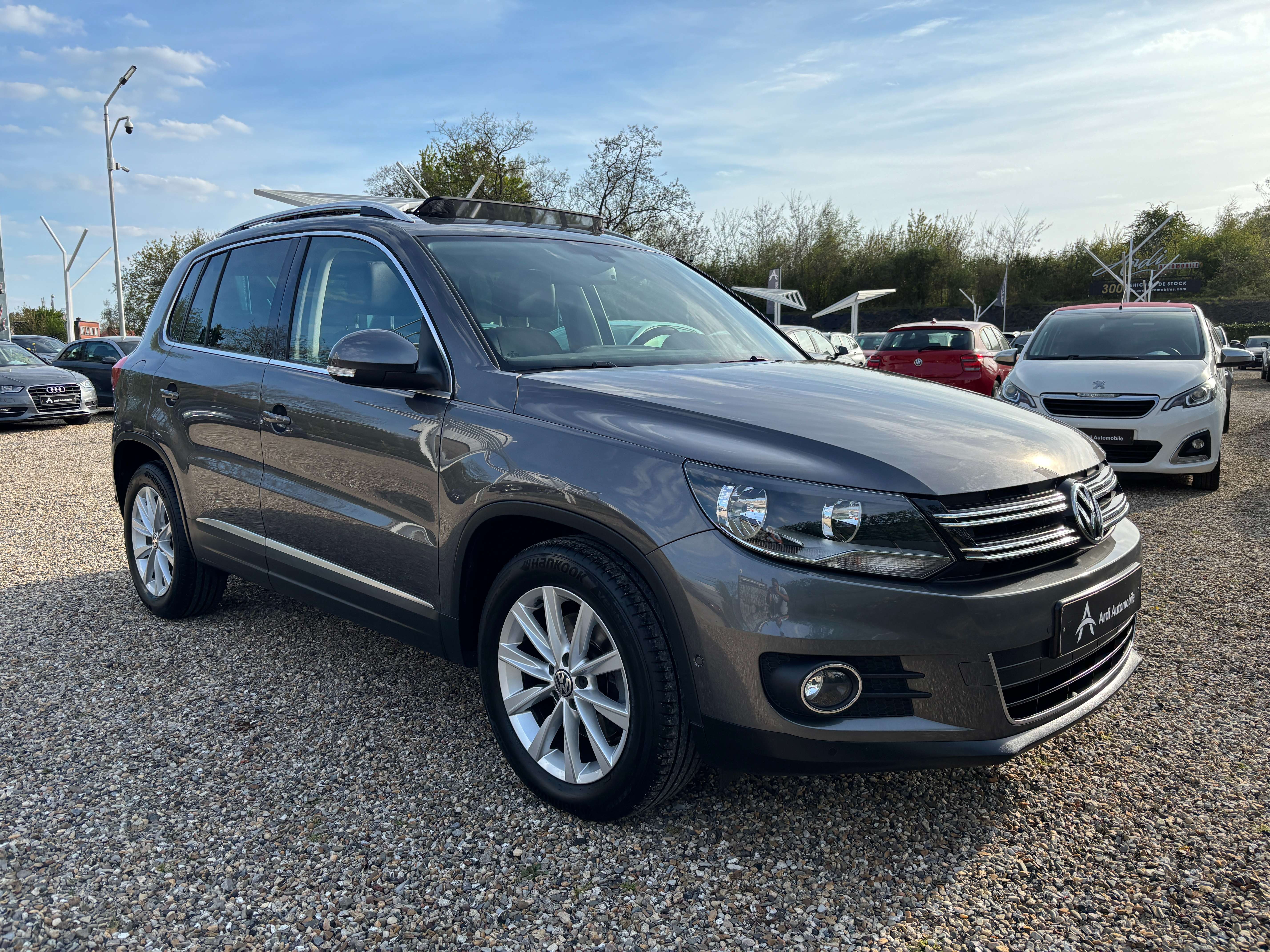 Volkswagen Tiguan 2.0 TDi *TOIT OUV+PANO*SIEGE CHAUFF*1ER PROPRIO*GARANTIE*