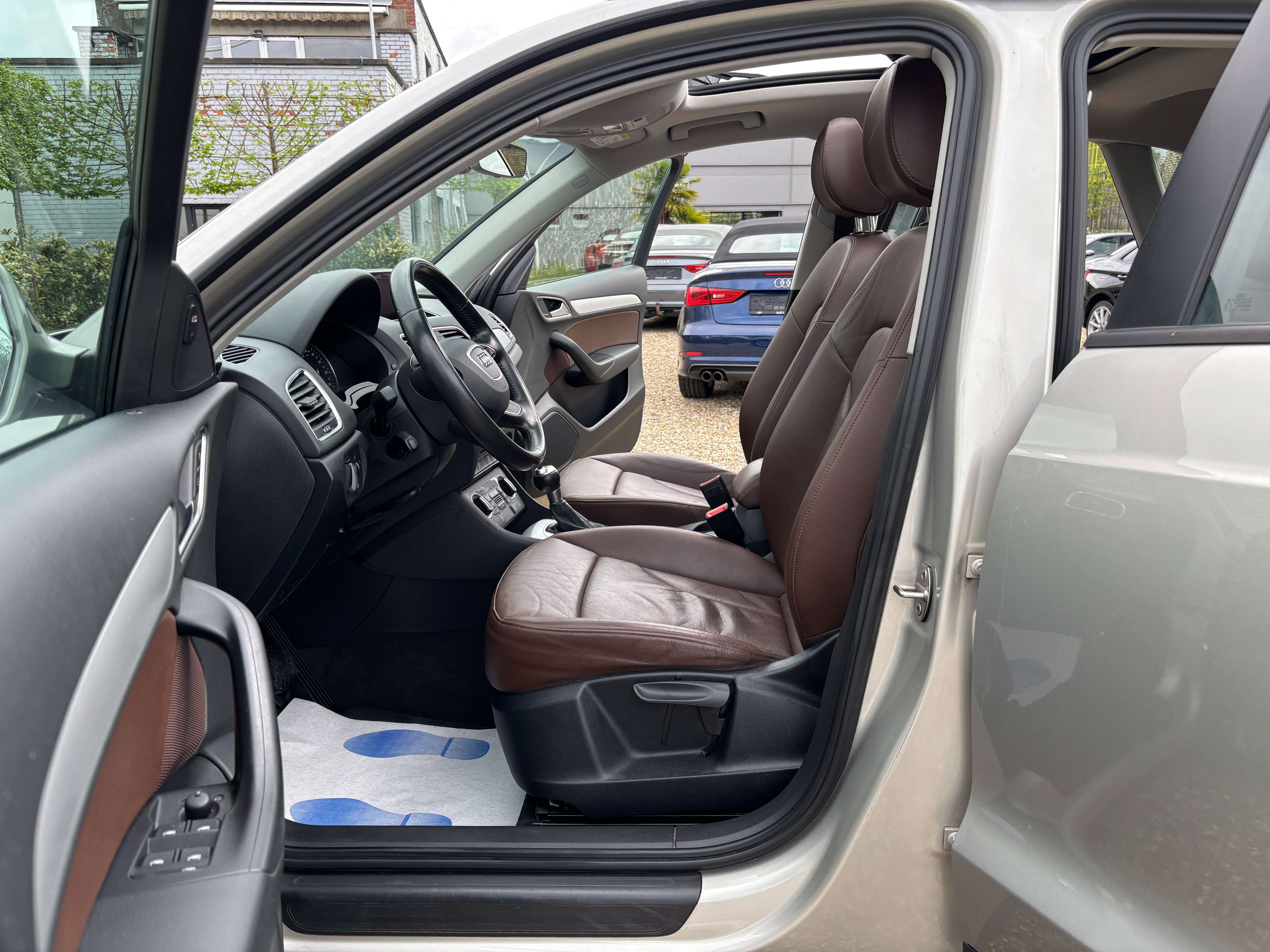 Audi Q3 1.4 TFSI S tronic *TOIT OUV+PANO*SIEGE CHAUFF*1ER PROPRIO*GARANTIE*