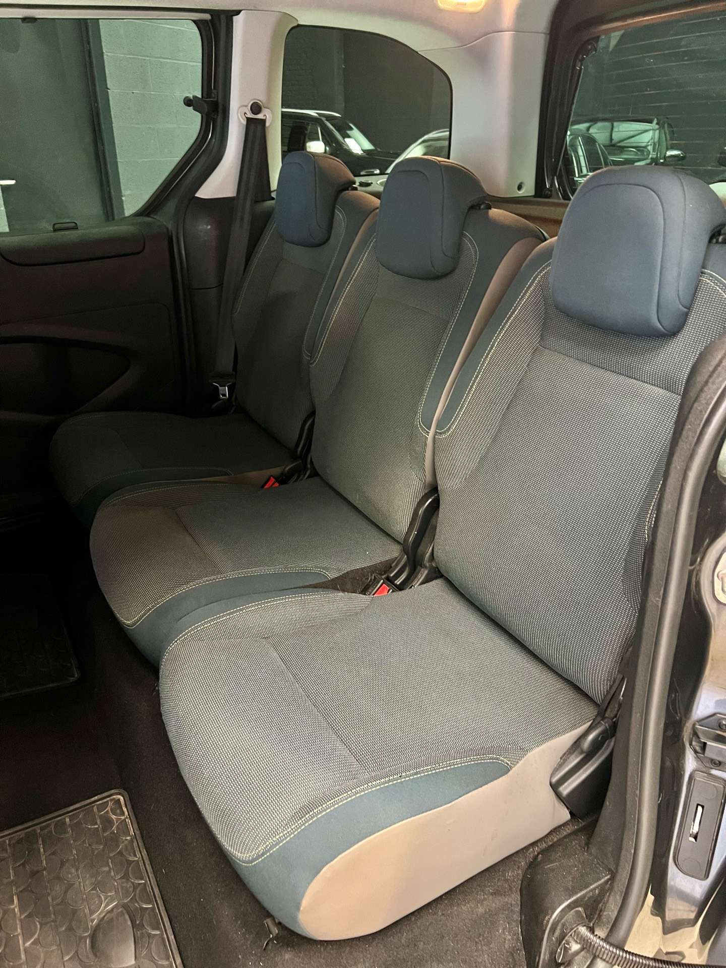 Citroen Berlingo 1.6 HDi Multispace *CLIM*GPS*CAMERA*CARPLAY*GARANT