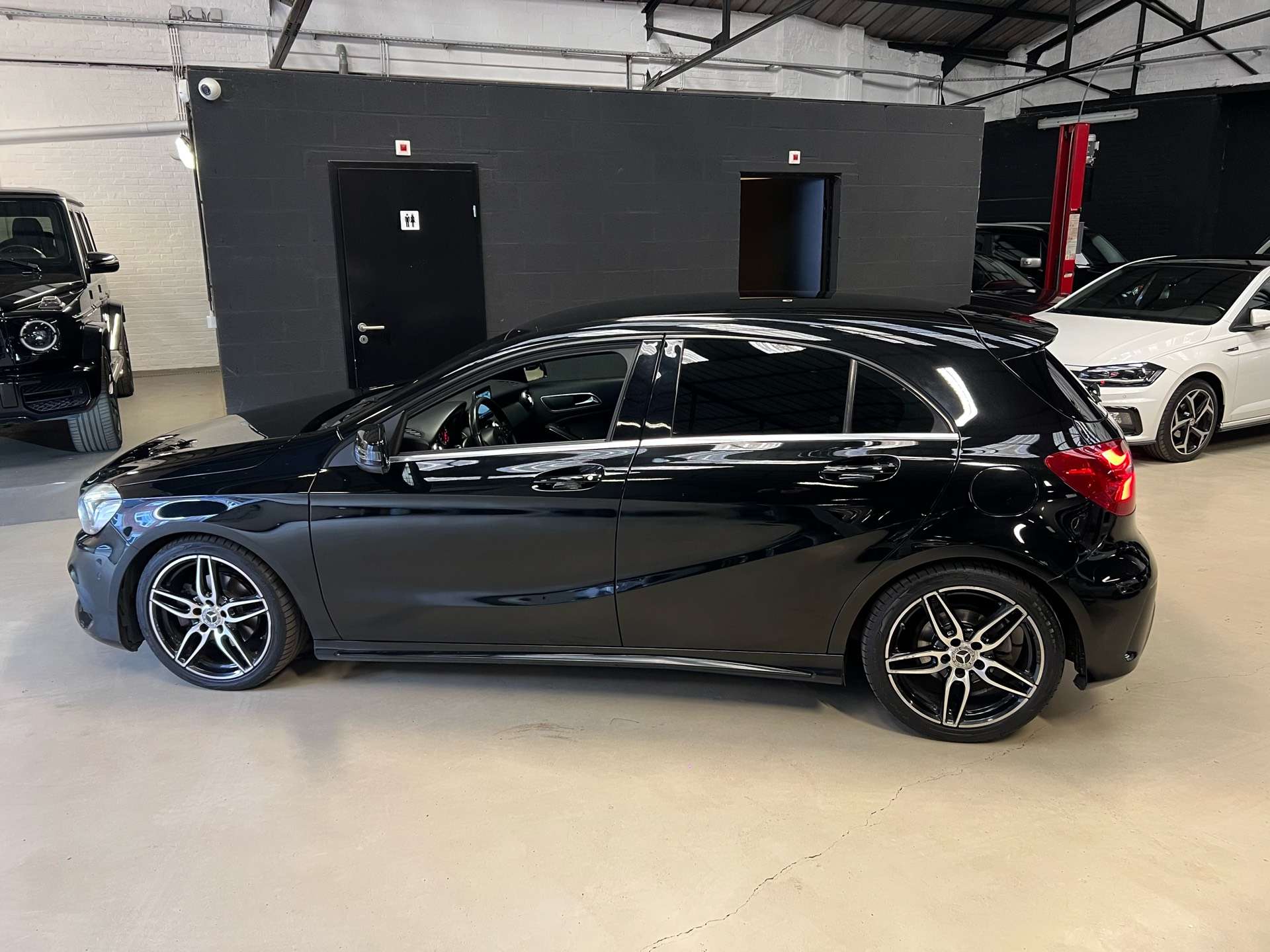 Mercedes-Benz A 160 *PACK AMG*SIEGES CHAUFFANT*LED*CAMERA*