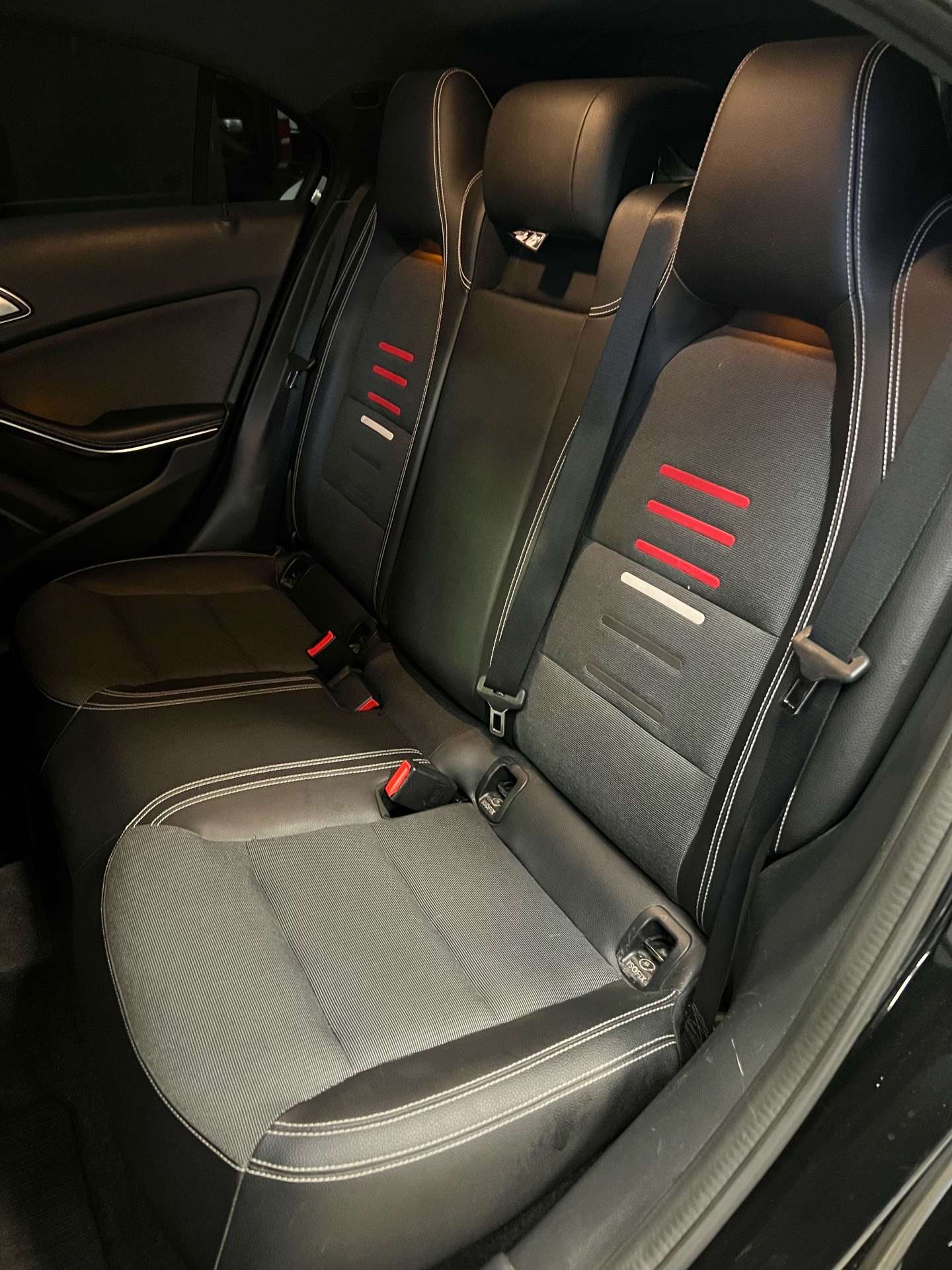 Mercedes-Benz A 160 *PACK AMG*SIEGES CHAUFFANT*LED*CAMERA*