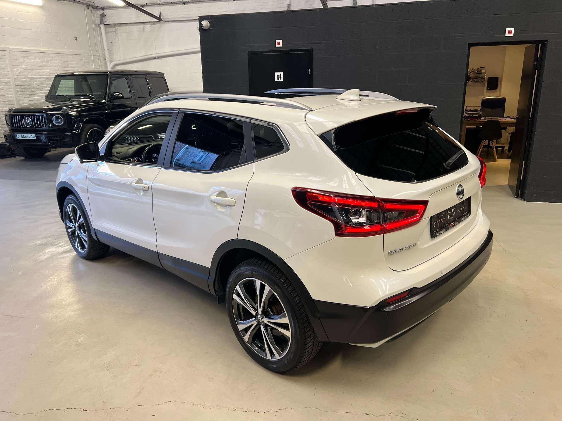 Nissan Qashqai 1.2 DIG-T Tekna *NAVI*TOIT PANO*LED*CAMERA*GARANT*