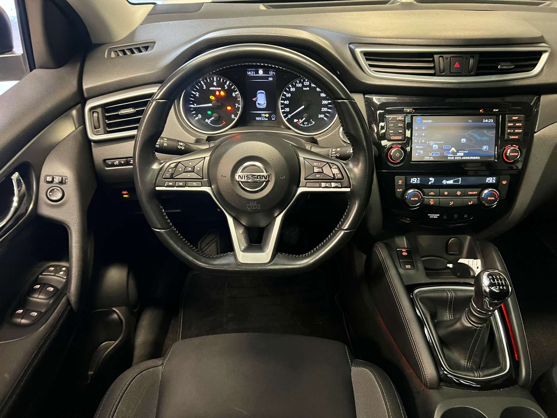 Nissan Qashqai 1.2 DIG-T Tekna *NAVI*TOIT PANO*LED*CAMERA*GARANT*