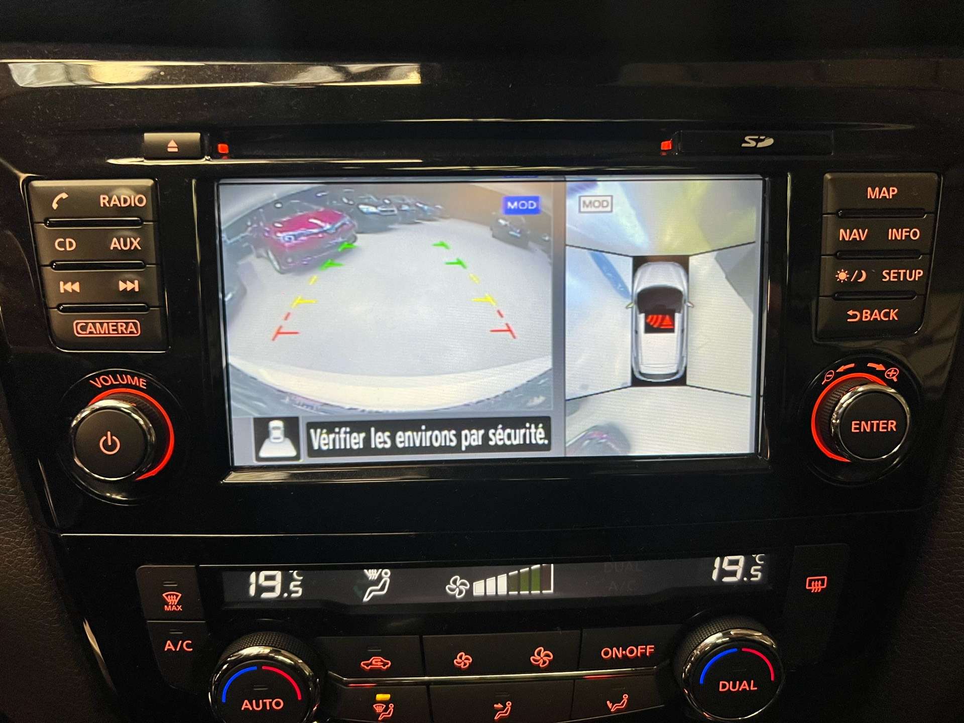 Nissan Qashqai 1.2 DIG-T Tekna *NAVI*TOIT PANO*LED*CAMERA*GARANT*