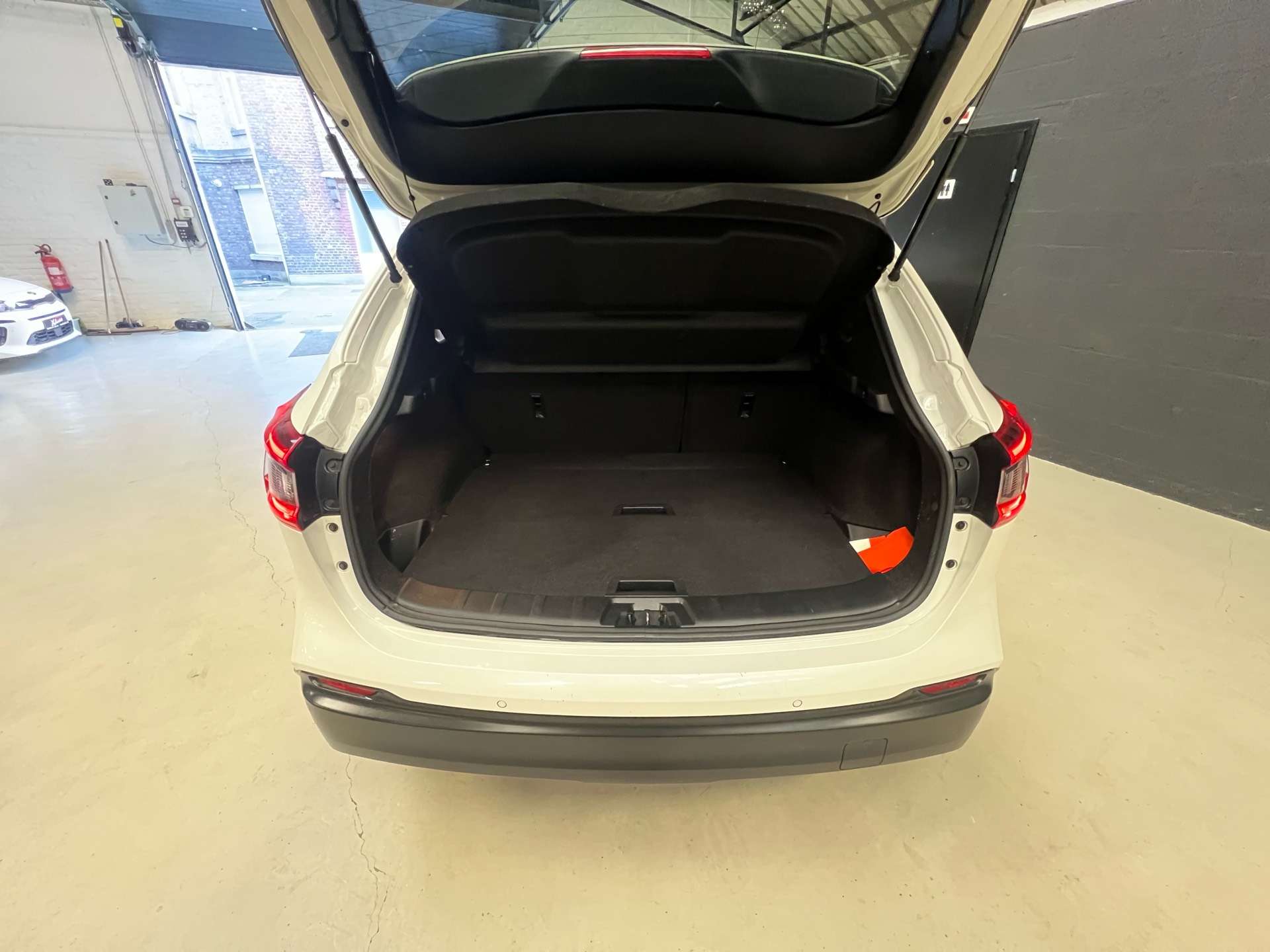 Nissan Qashqai 1.2 DIG-T Tekna *NAVI*TOIT PANO*LED*CAMERA*GARANT*