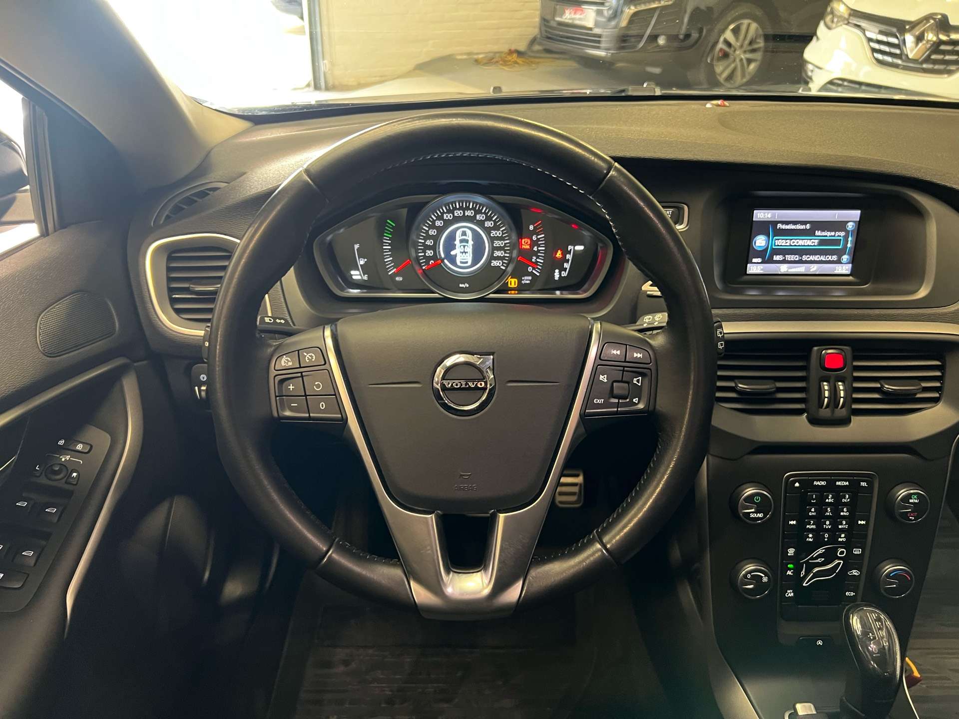 Volvo V40 1.5 T2 R-Design Geartronic *NEUF*GARANTIE 2 ANS*