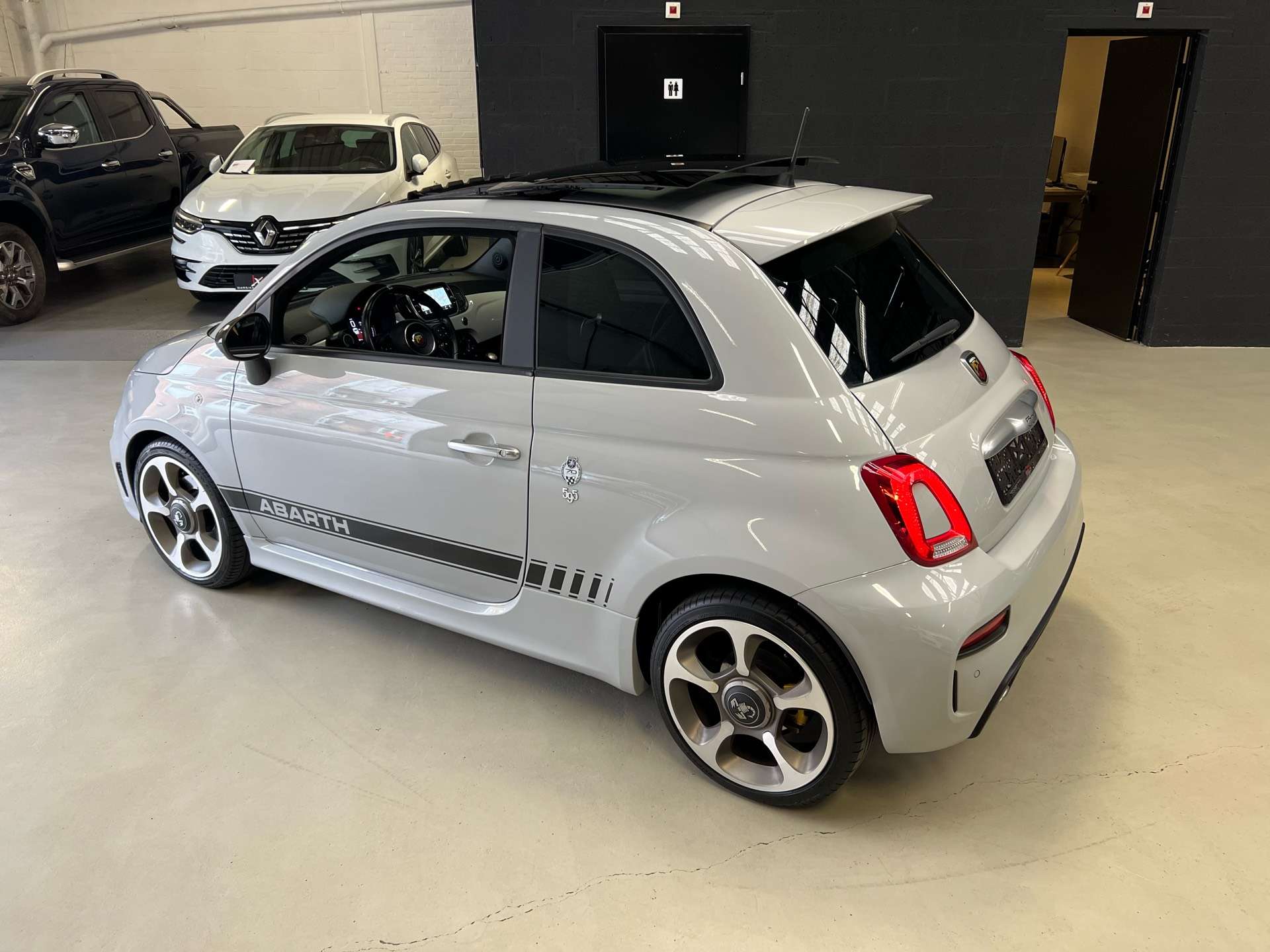 Abarth 595 1.4 T-Jet *TOIT OUVRANT*GRIS NARDO*GARANTIE*