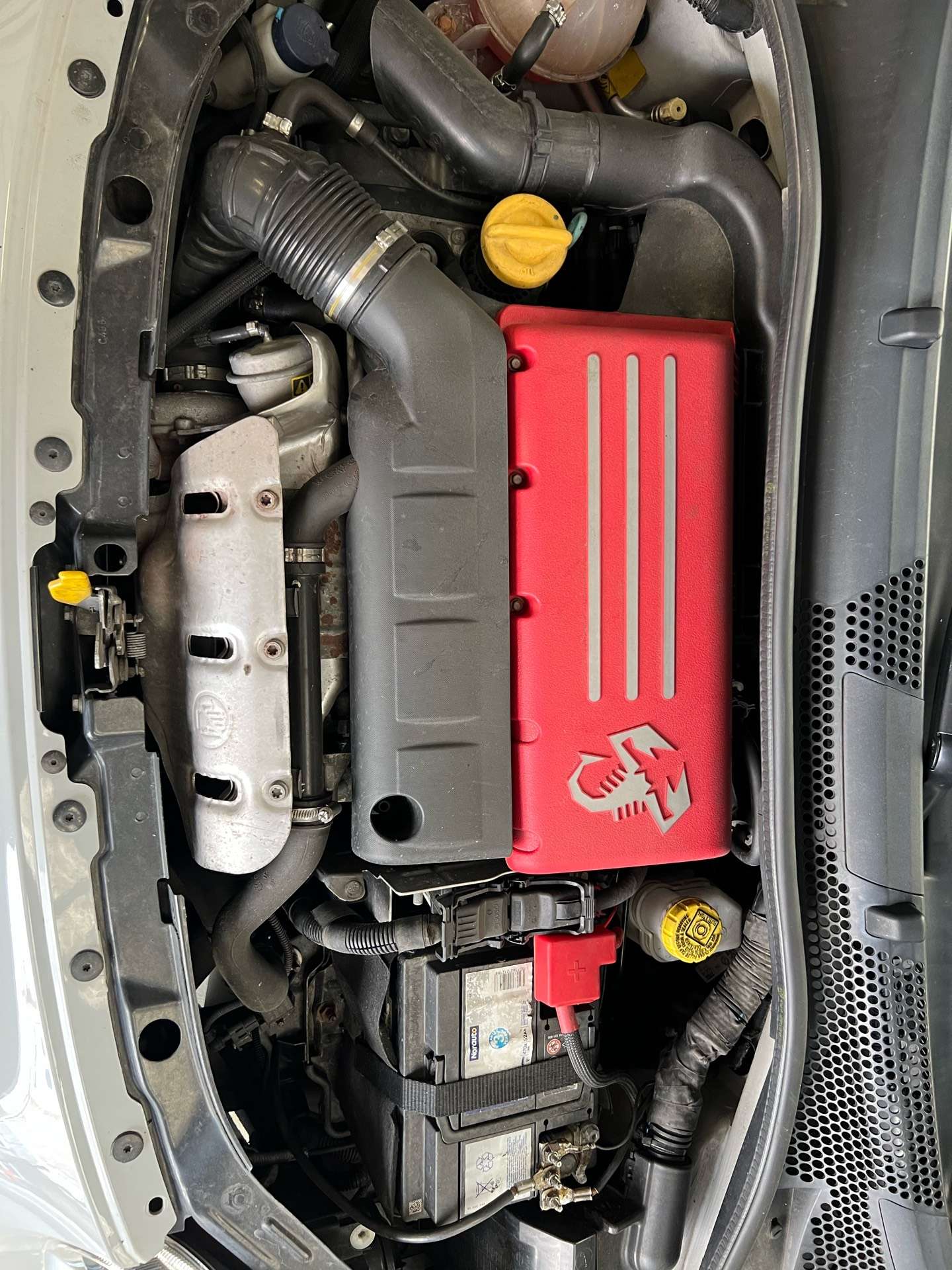 Abarth 595 1.4 T-Jet *TOIT OUVRANT*GRIS NARDO*GARANTIE*