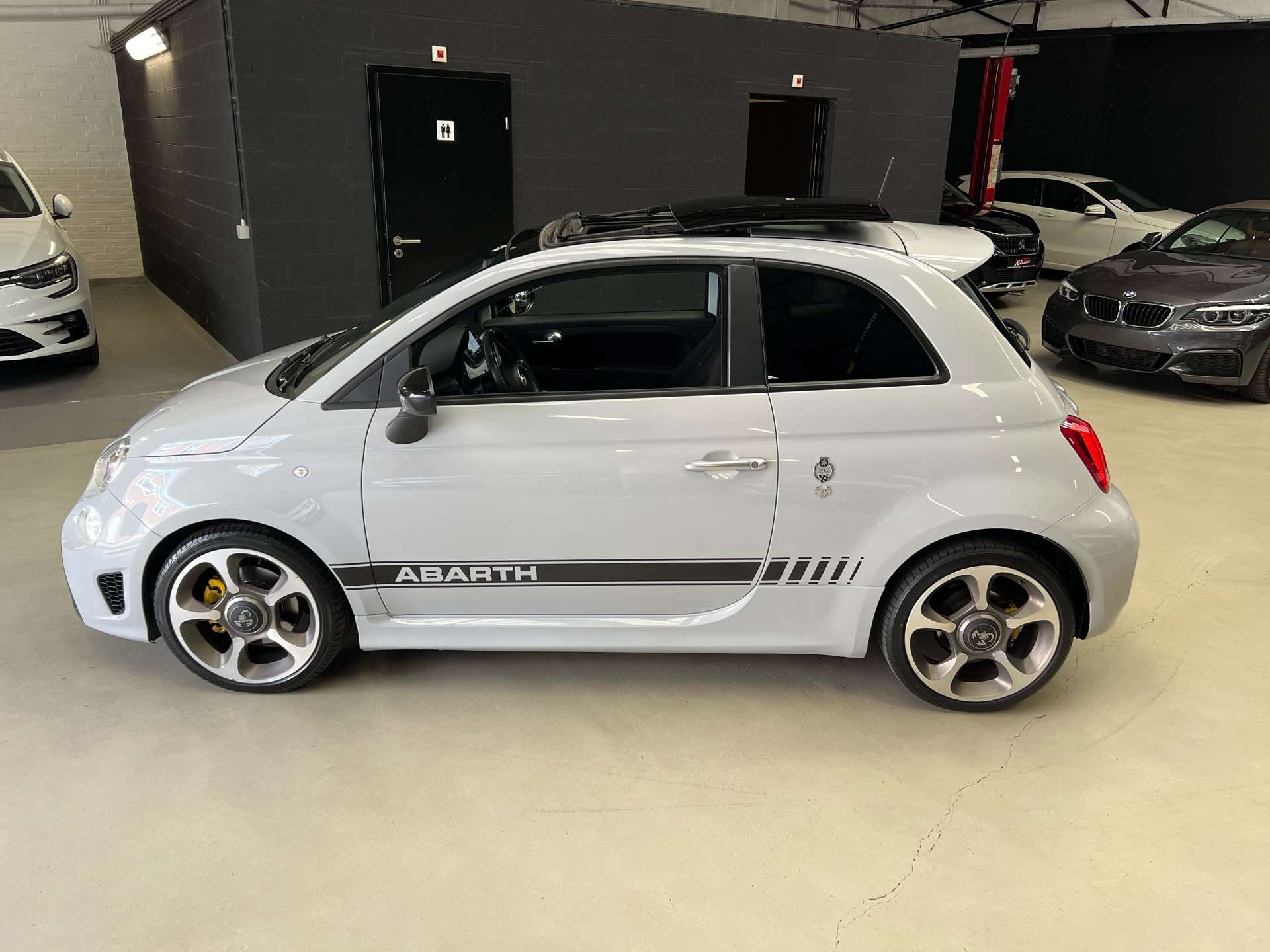 Abarth 595 1.4 T-Jet *TOIT OUVRANT*GRIS NARDO*GARANTIE*