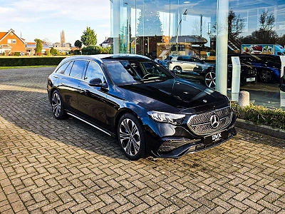 Mercedes-Benz E 200 Hybrid AMG Adv/Burmester/Camera/Keyless/20m Gar