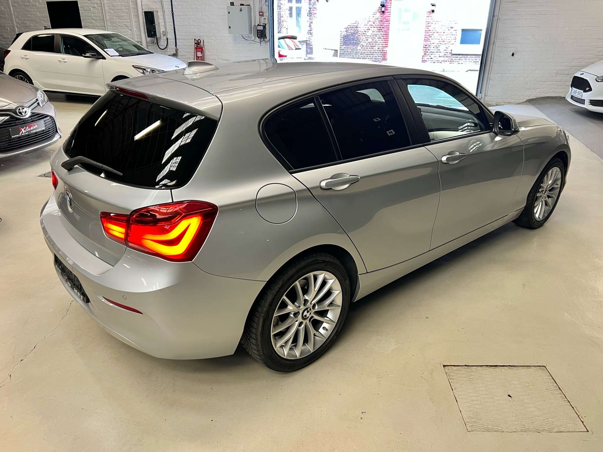 BMW 118 118i *5P*AUTO*CLIM*LED*JA*CAPTEURS*GARANTIE*