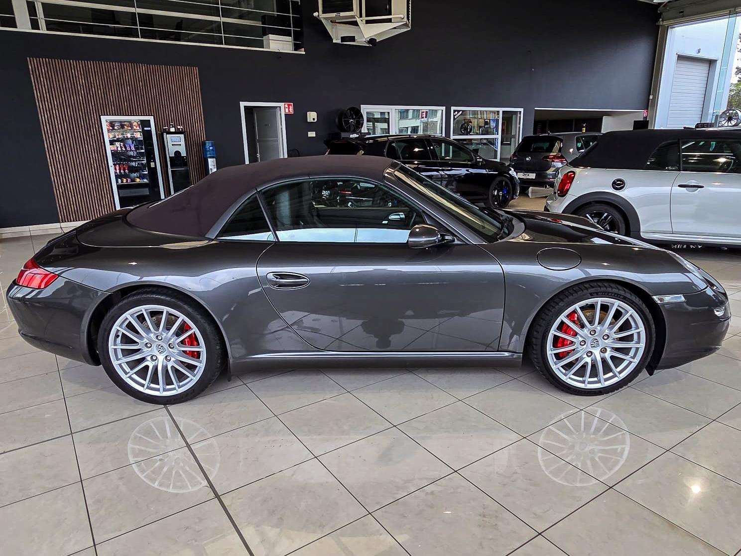 Porsche 911 997 Carrera S Cabrio MANUEEL