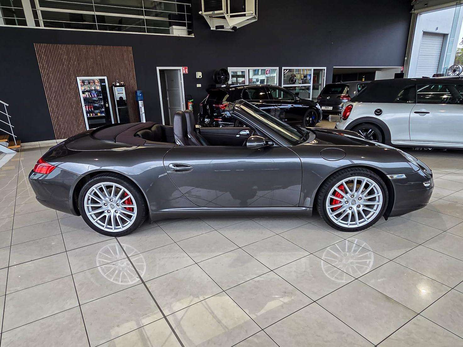 Porsche 911 997 Carrera S Cabrio MANUEEL