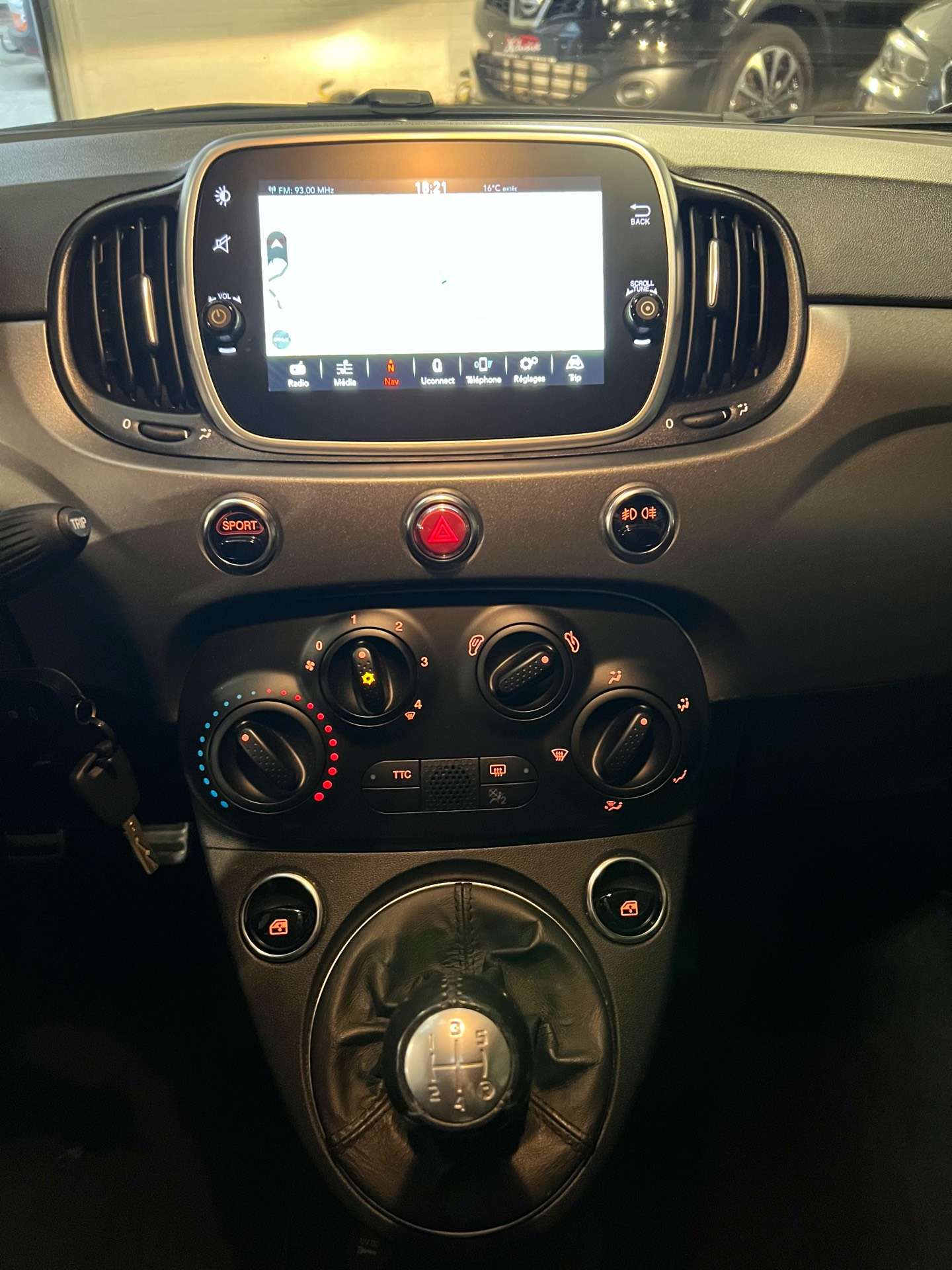 Abarth 595 1.4 T-Jet *GRIS MAT*GPS*CARPLAY*24000KMS!*GARANTIE