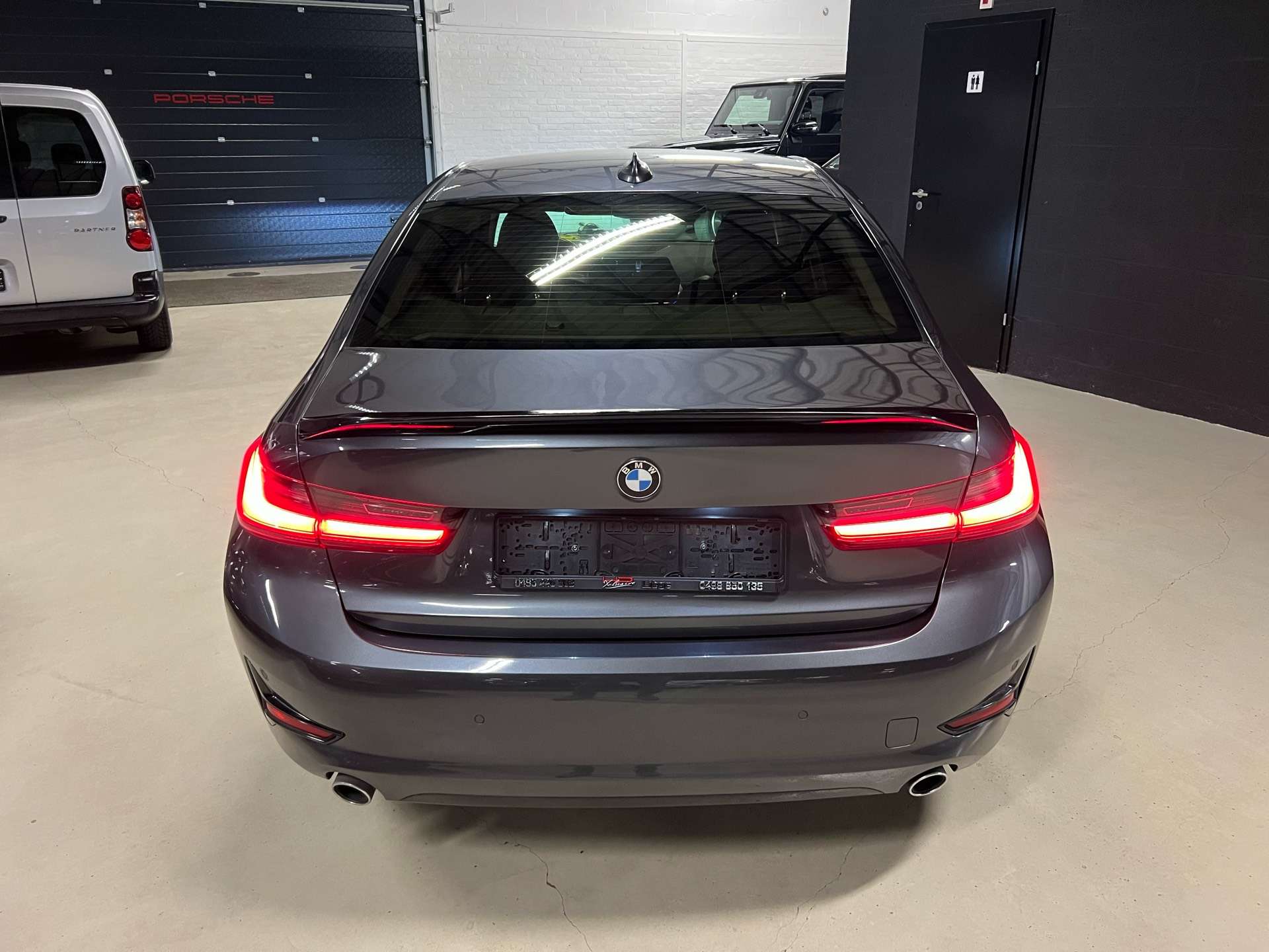 BMW 318 dA *SPORT*AUTO*NAVI*CARPLAY*PACK LIGHT*GARANT*
