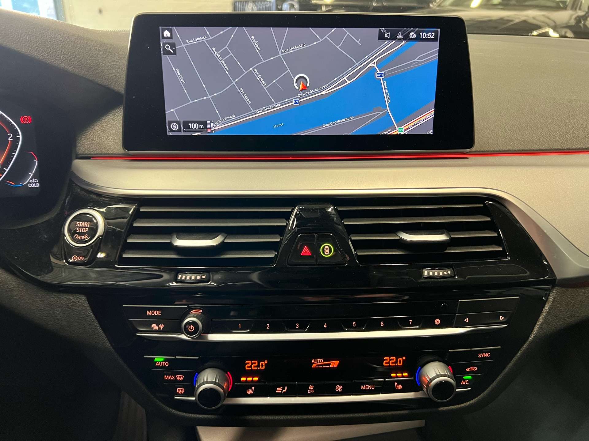 BMW 518 Touring dA *LED*CUIR*CAMERA*S CHAUF*GARANTIE