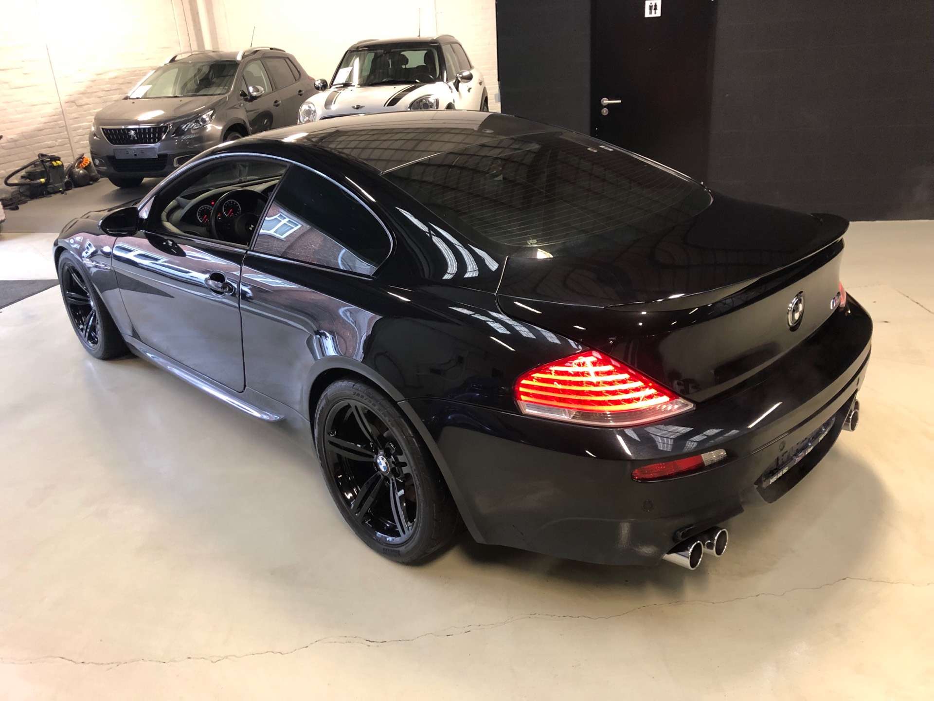 BMW M6 *ETAT NEUF*ENTIEREMENT REMISE A NEUF*
