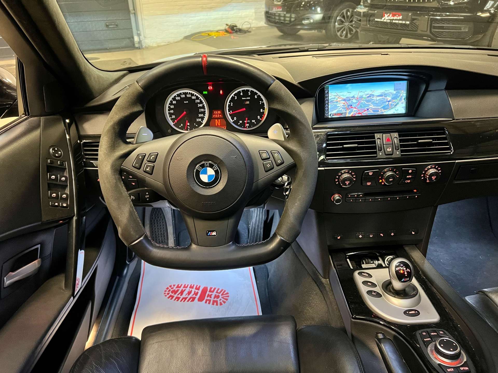 BMW M5 5.0i V10 40v SMG *REMISE COMPL A NEUF 25000€ FAC