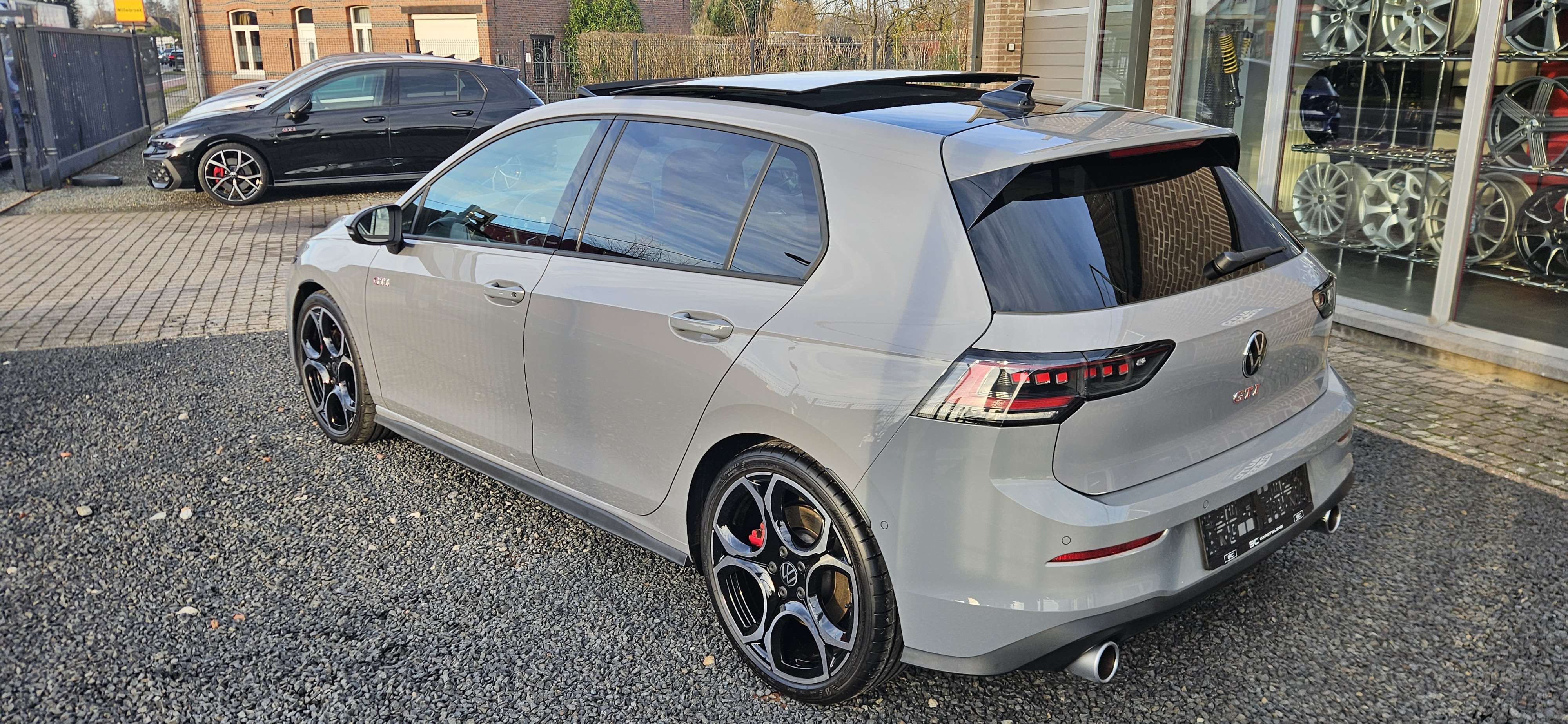Volkswagen Golf GTI *Blackstyle* DCC, PANO, 19", ...