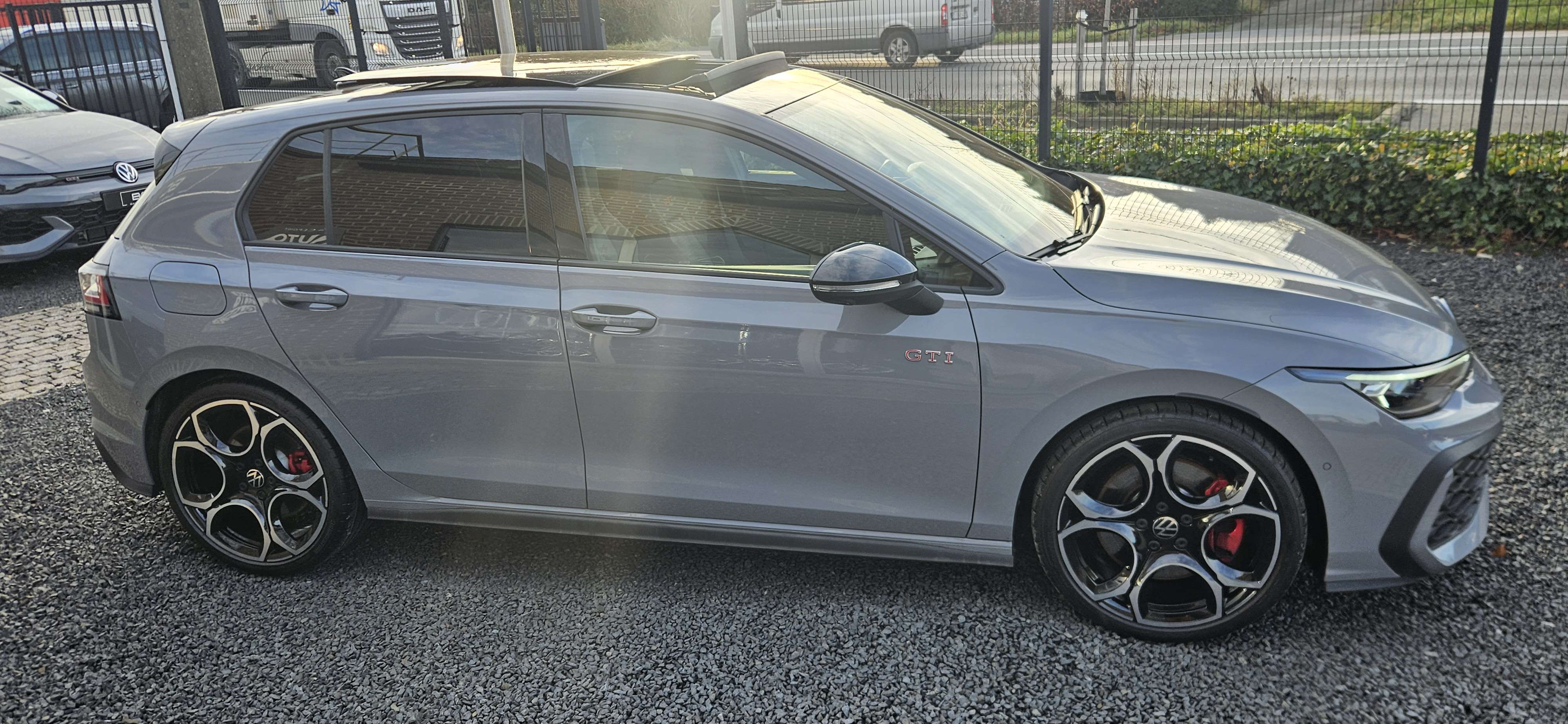 Volkswagen Golf GTI *Blackstyle* DCC, PANO, 19", ...
