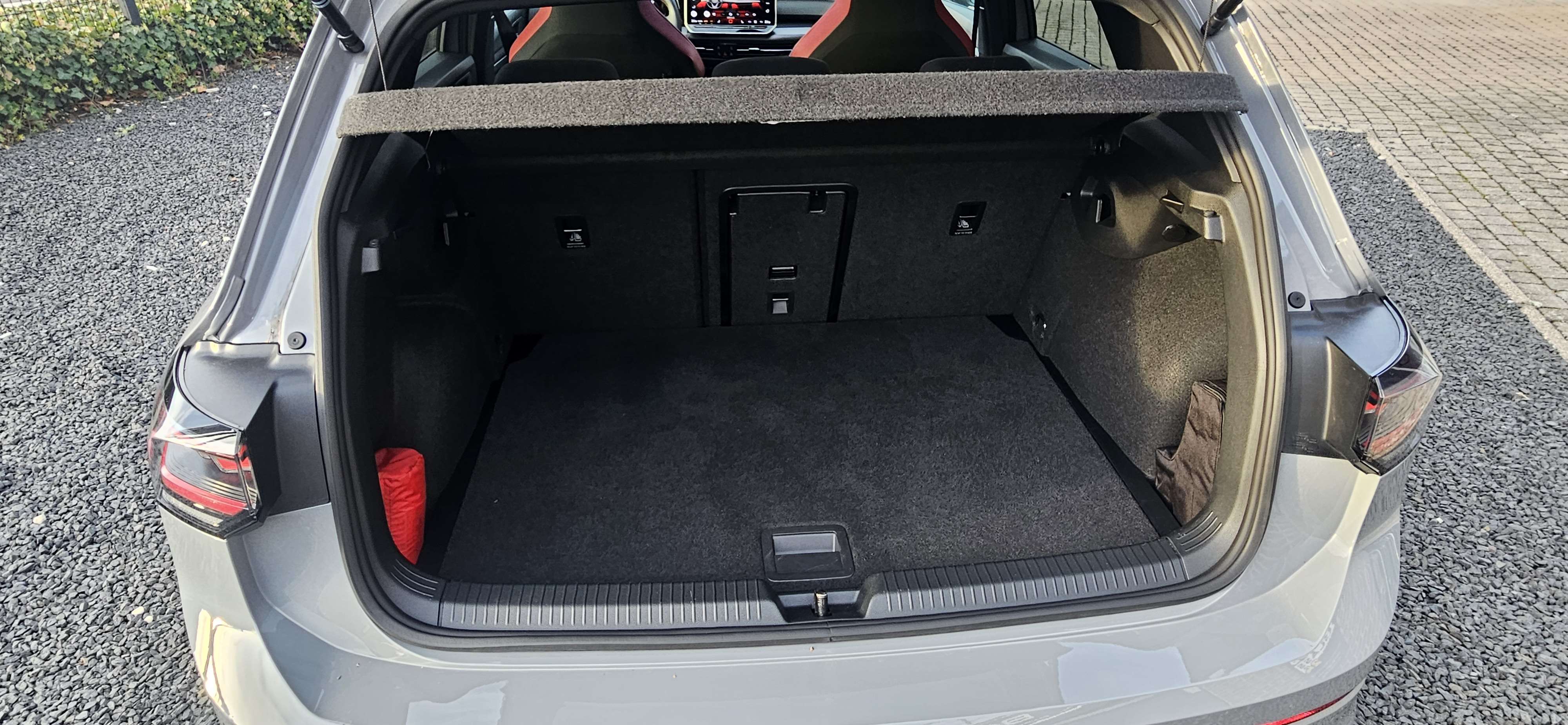 Volkswagen Golf GTI *Blackstyle* DCC, PANO, 19", ...