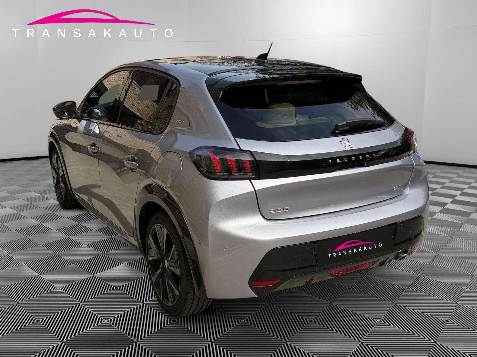Peugeot 208 Garantie 12 mois Peugeot • Carnet complet Peugeot • Toit panoramique • Véhicule belge