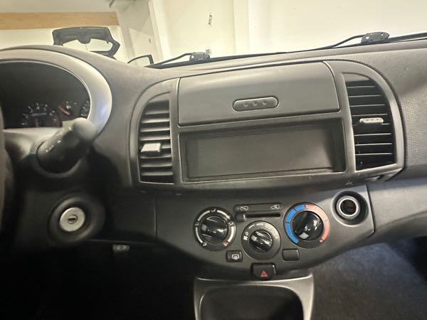 Nissan Micra III 1.2 65 VISIA 3P