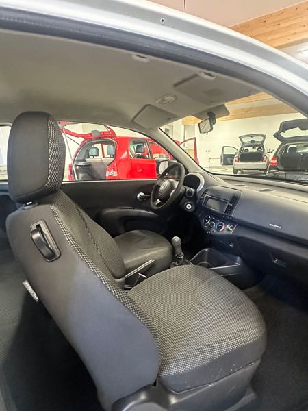 Nissan Micra III 1.2 65 VISIA 3P
