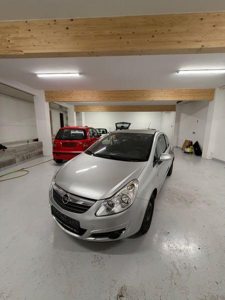 Opel Corsa III (2) 1.2 EDITION TWINPORT 3P