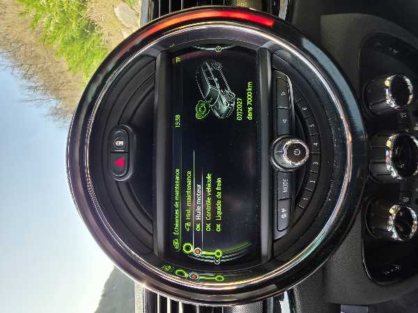 Mini Clubman III CLUBMAN 2.0 COOPER D 150 FINITION JCW BV6